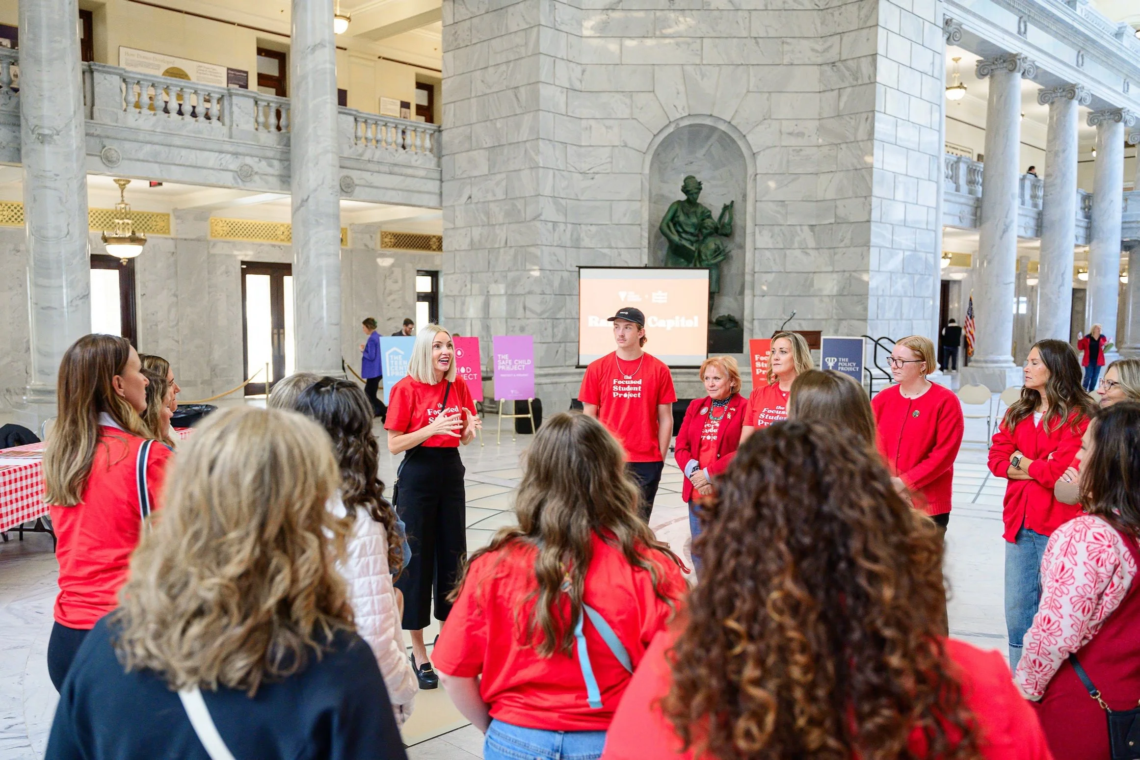 Utah schools may ban cellphones during class time in 2025