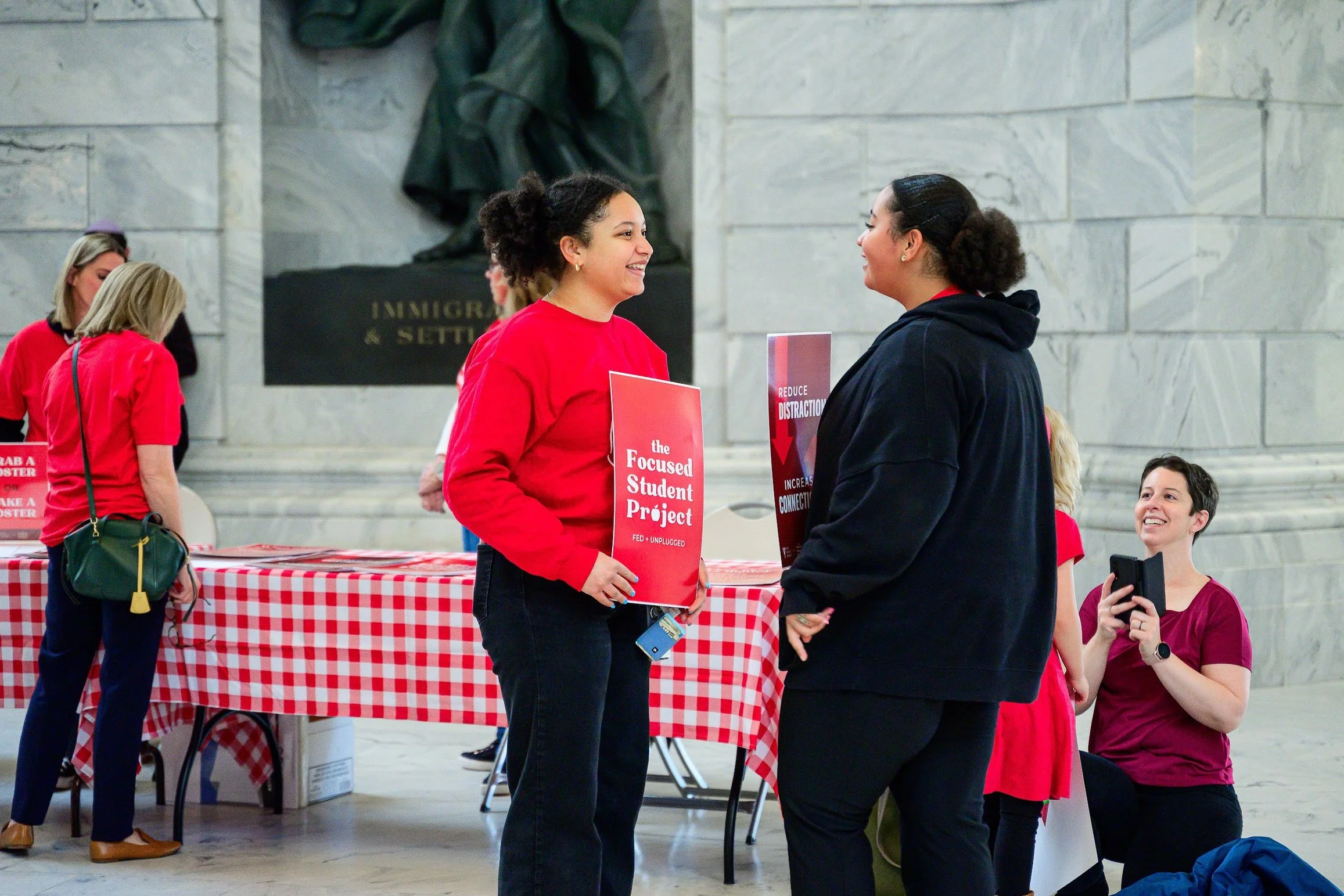 Utah schools may ban cellphones during class time in 2025