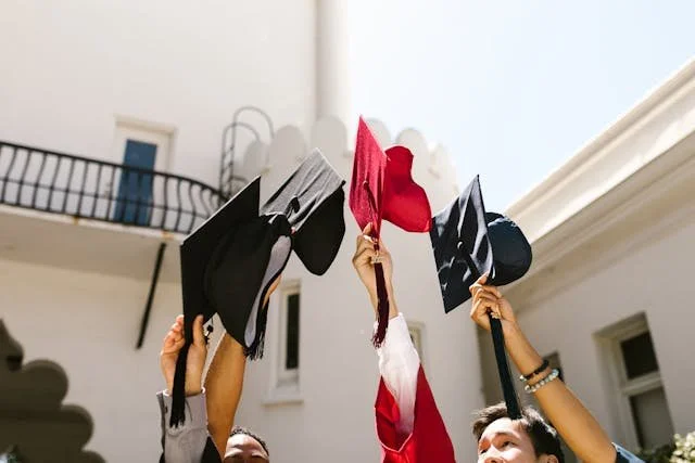 College to Career: A Senior’s Guide to Job Offer Negotiation