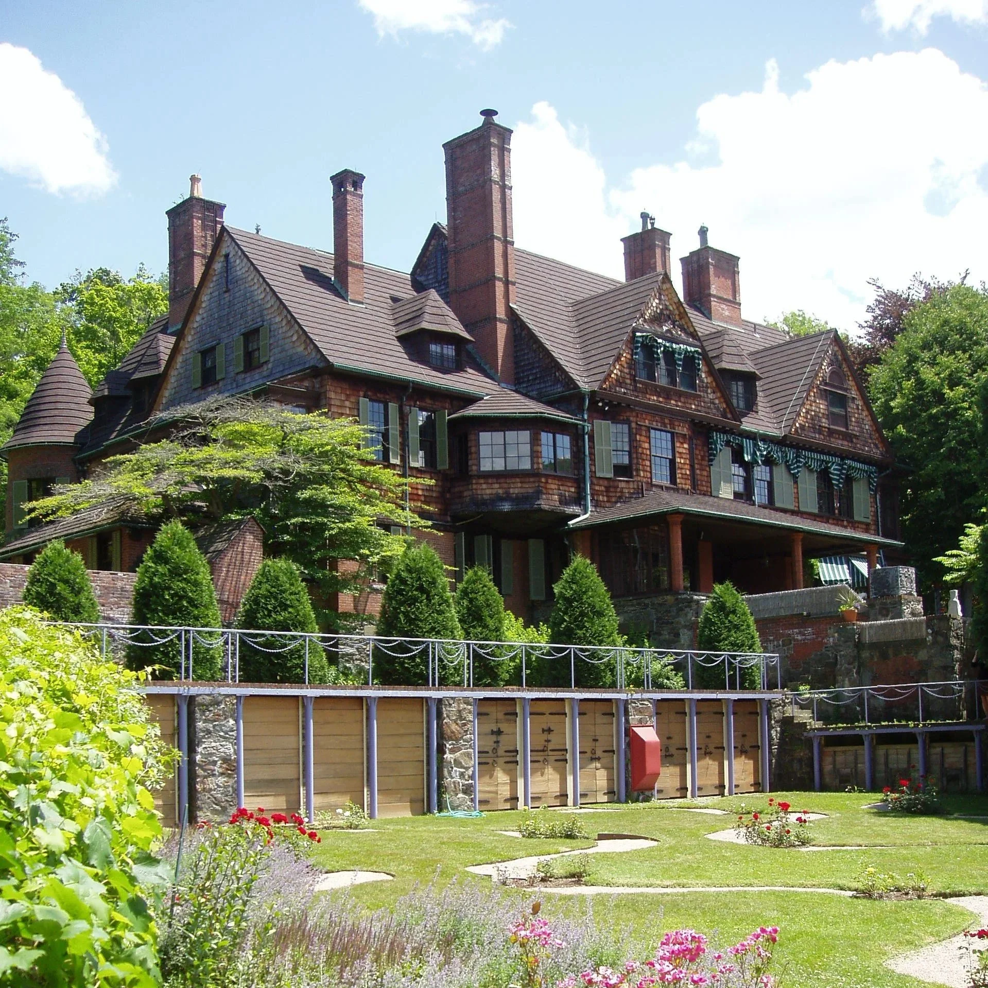 HISTORIC HOME , NAUMKEAG ESTATE