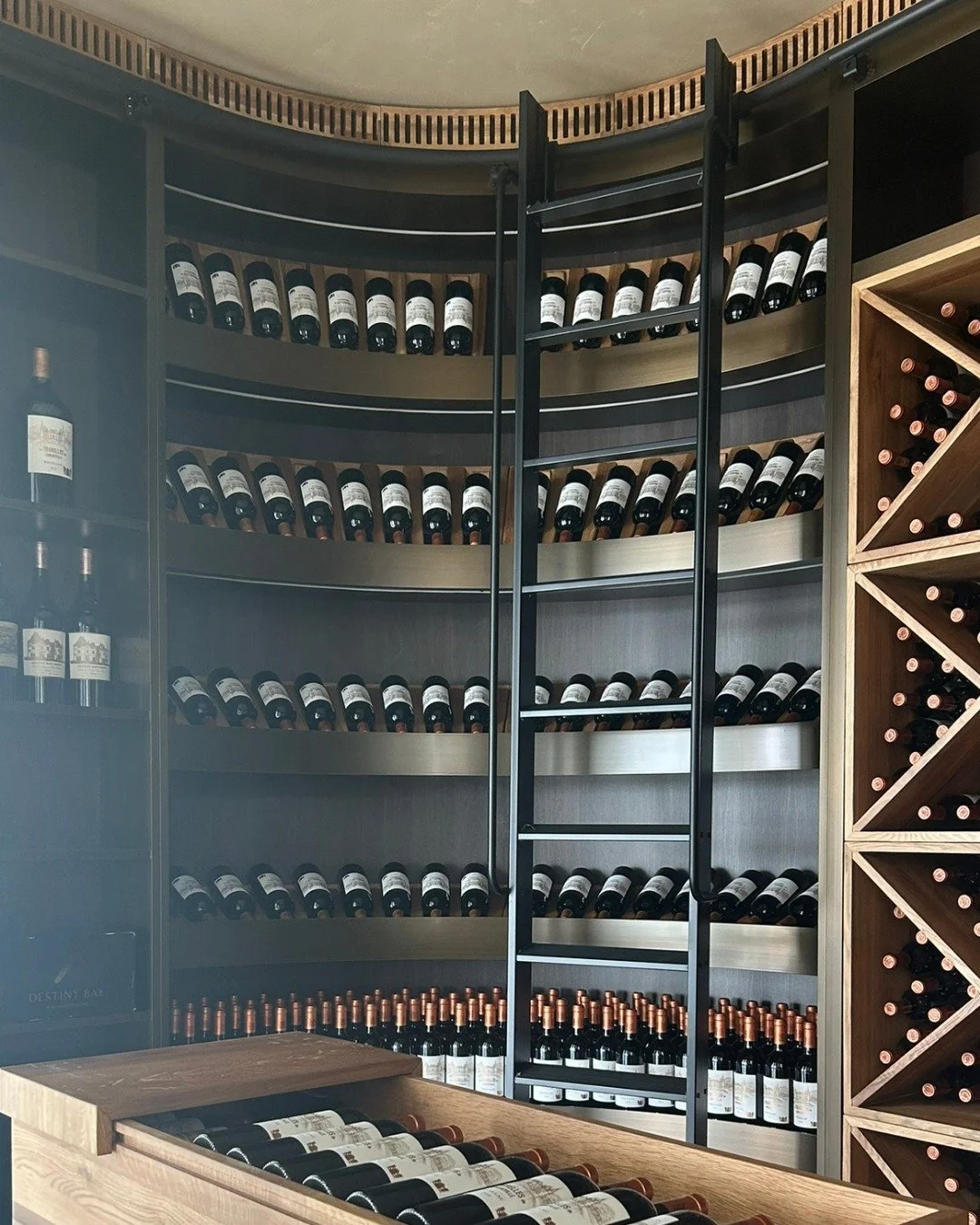 Project - Eastern Bays Wine Cellar curves

The result of hours of designing, refining and reimagining - finally realized.
A spectacular room that feels effortless, yet is anything but.

Despite being tucked within the basement, this wine cellar deman