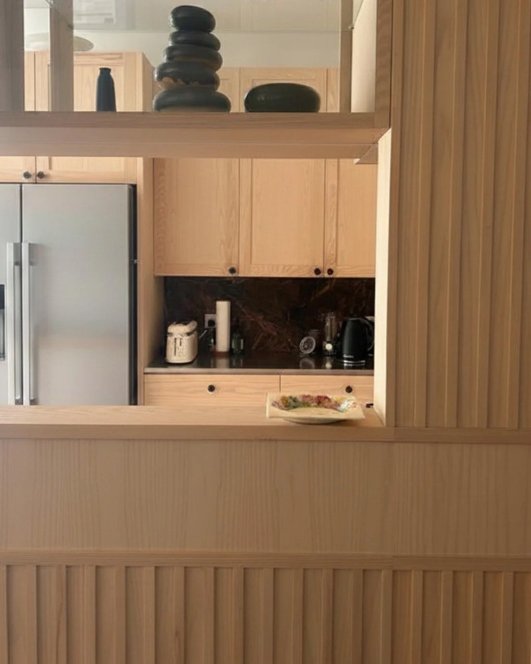 Project - Northcote Point 

Inspired by the home&rsquo;s original architecture, this &lsquo;look-through&rsquo; design creates an inviting connection between kitchen, dining, and living.

Open, yet considered, the working elements are thoughtfully tu