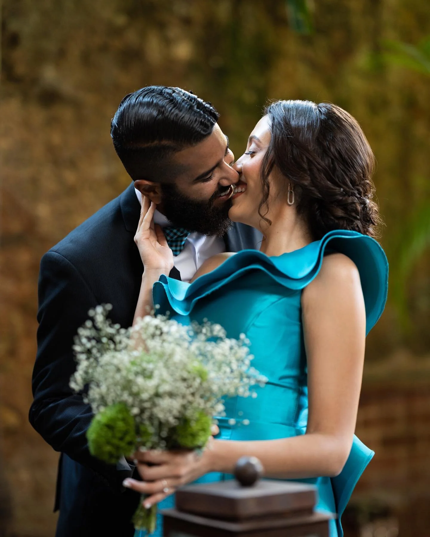 Johanna &amp; Frank ✨
&bull;
@brujulean.do 
@frankaraujom 
@loopweddings 
@theoxohouse 
@uptowndresses 
@anamiaabreu 
@anacapeinados 
@aka.automata 
&bull;
#losfavoritosdelasnovias #labrujuboda