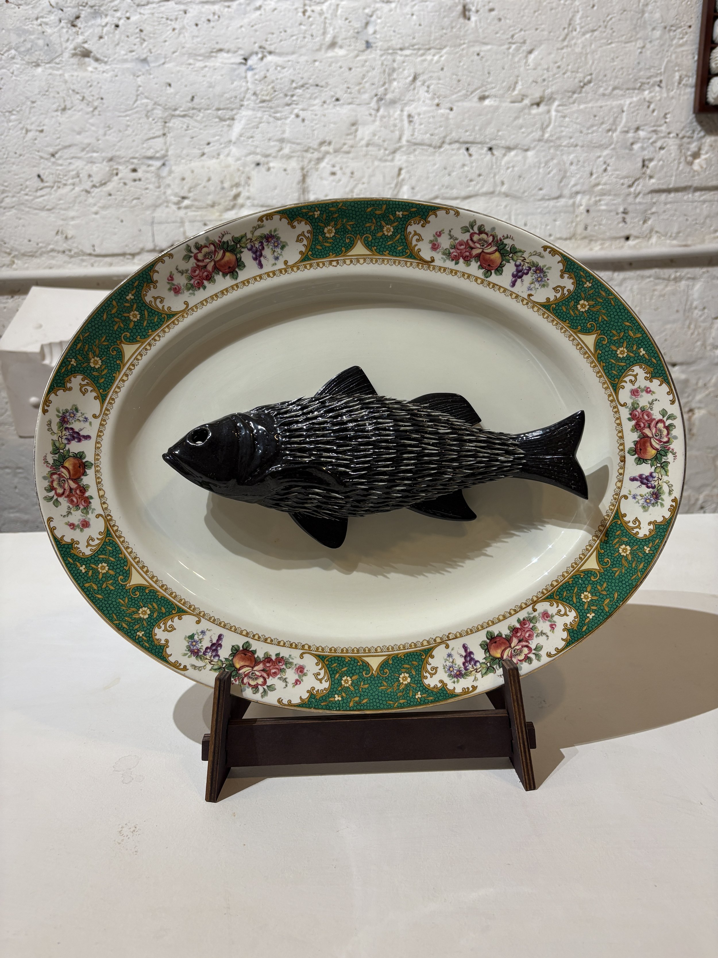 I was your dinner, and I forgot to tell you I’d swallowed quite a lot of oil (green plate)