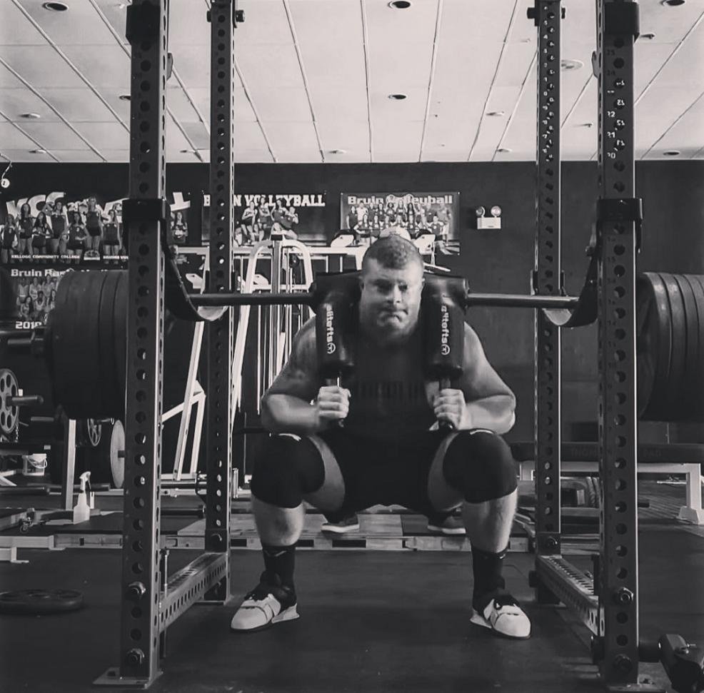 Knee Sleeves: What They Actually Do and How to Choose the Right Fit