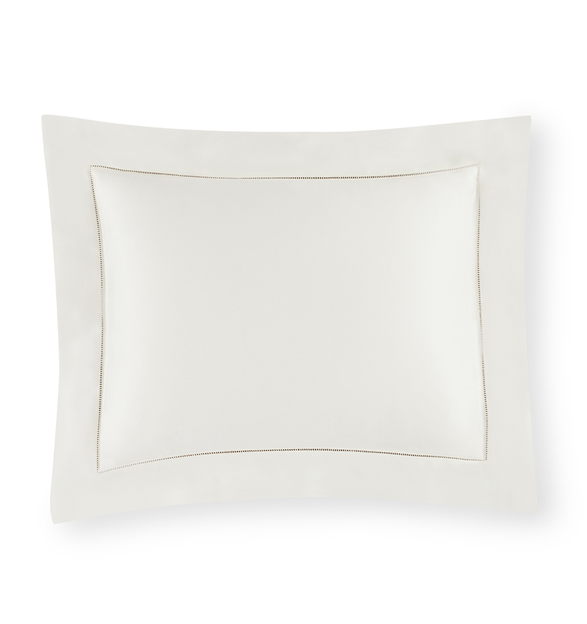 SFERRA - Giza 45 Sateen Collection ivory shams