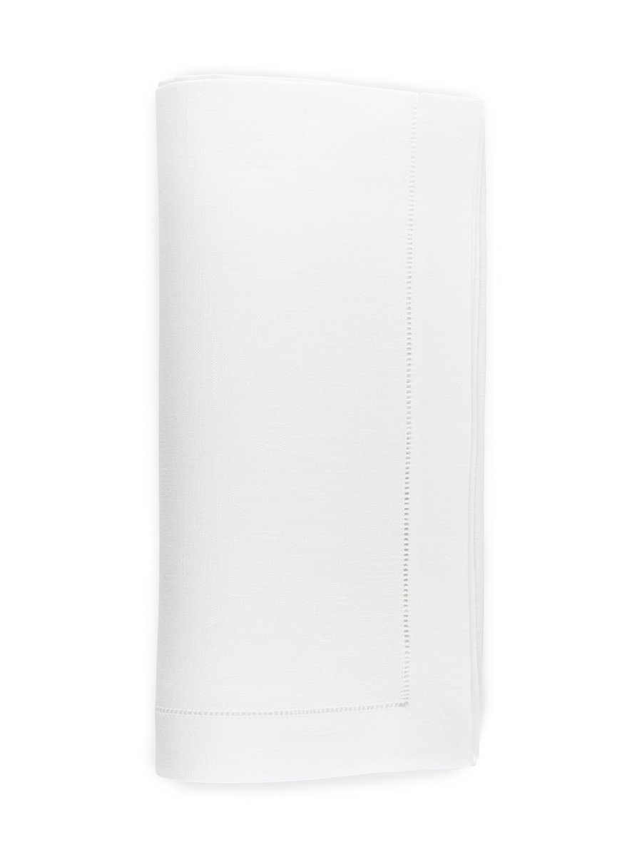 Classico_Dinner Napkin_White_Silo.jpg