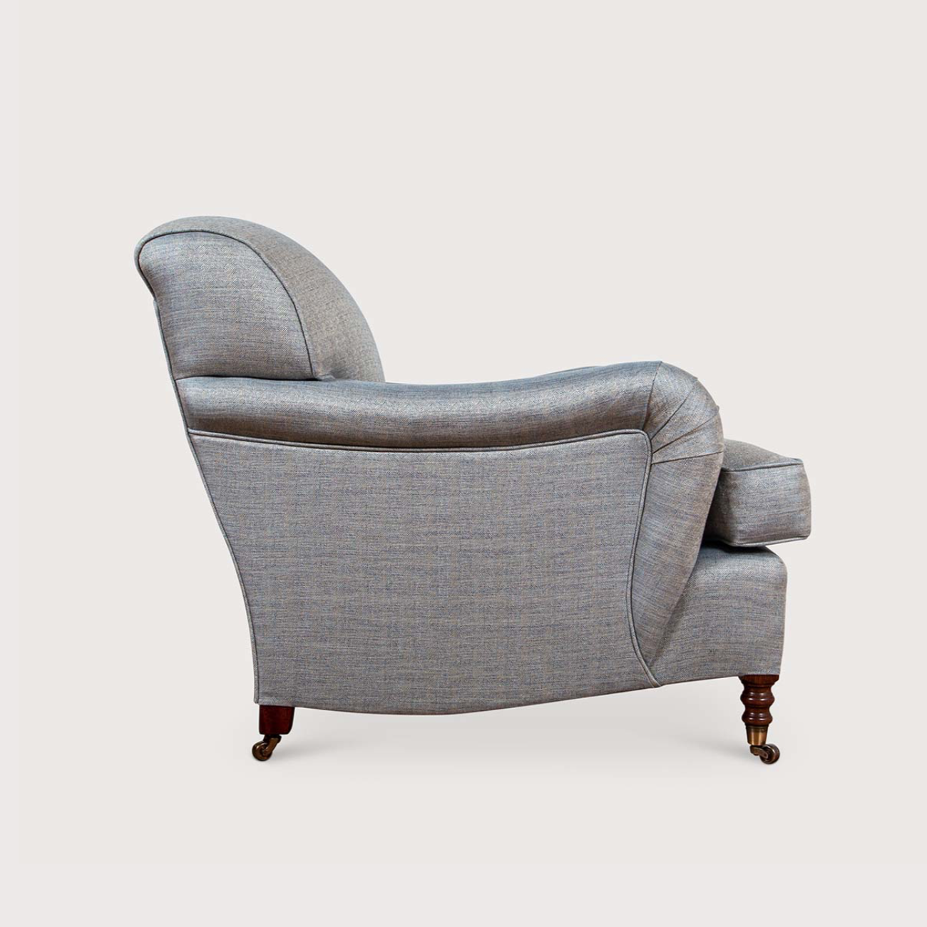 georgesmith-standardarm-signaturechair-sideview-linen.png
