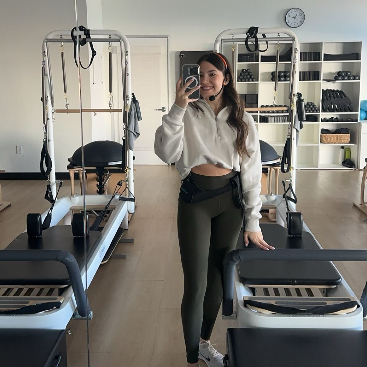 Happy December!! ❄️☃️ @sereneberri has officially hit the schedule!! Be sure to check out one of her classes and show her some love 🫶🏻
.
.
.
With the busy season upon us remember taking care of you should always be a priority! Booking your classes 