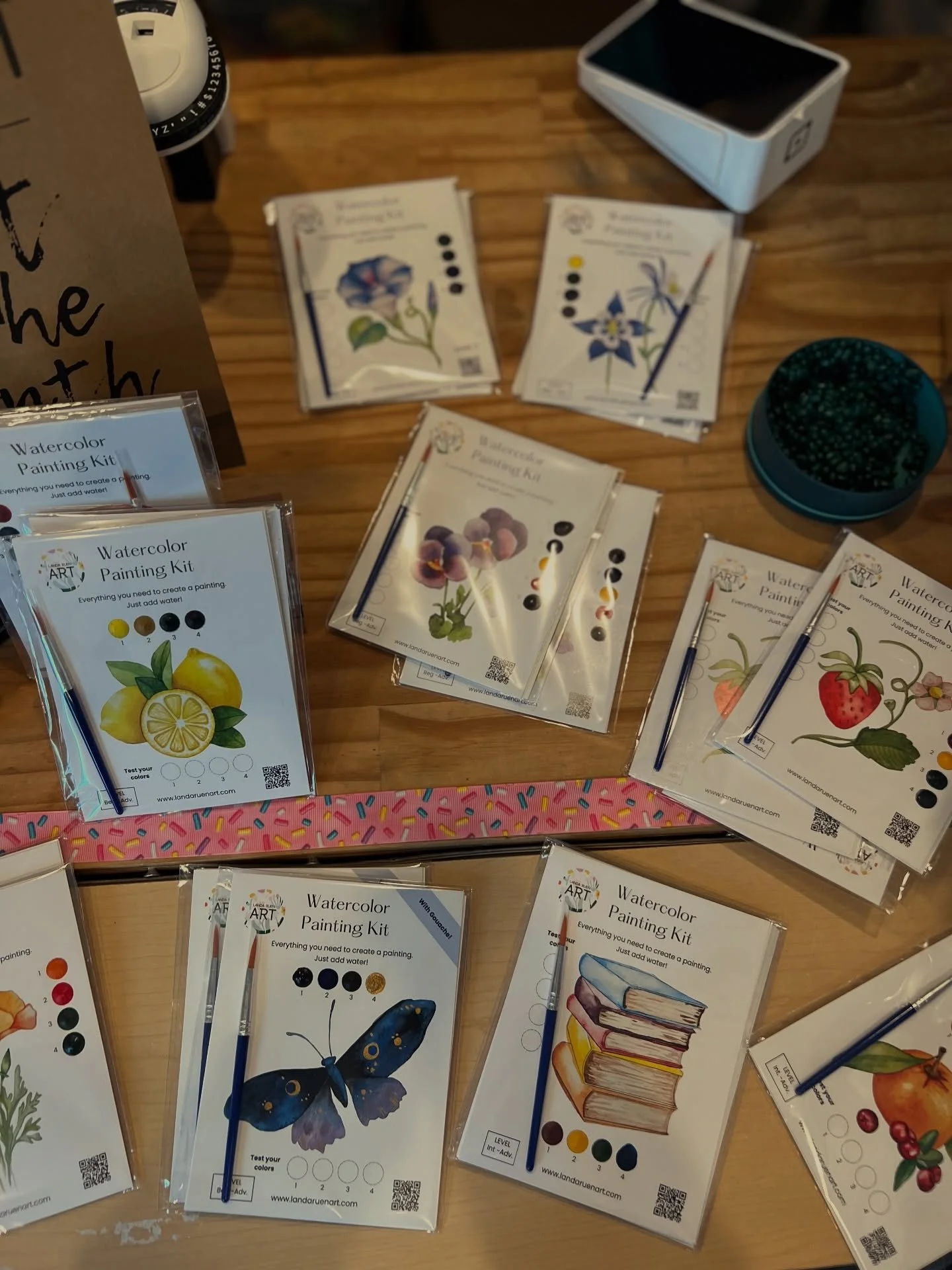 check out these watercolor painting kits by @landaruenart !!

come paint in studio or take one home 🎨🖌️💧