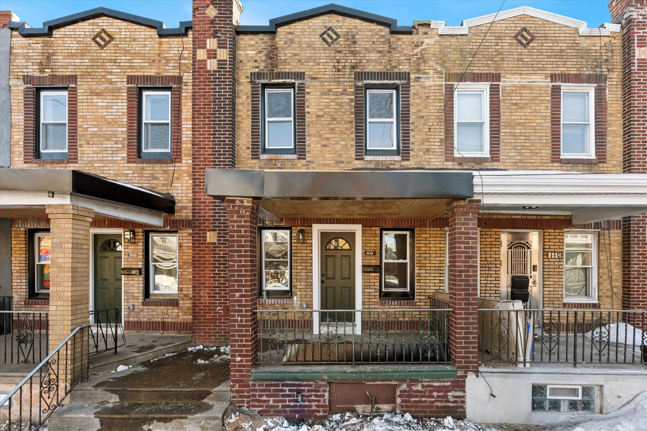 01-3112 Tasker St_01.jpg