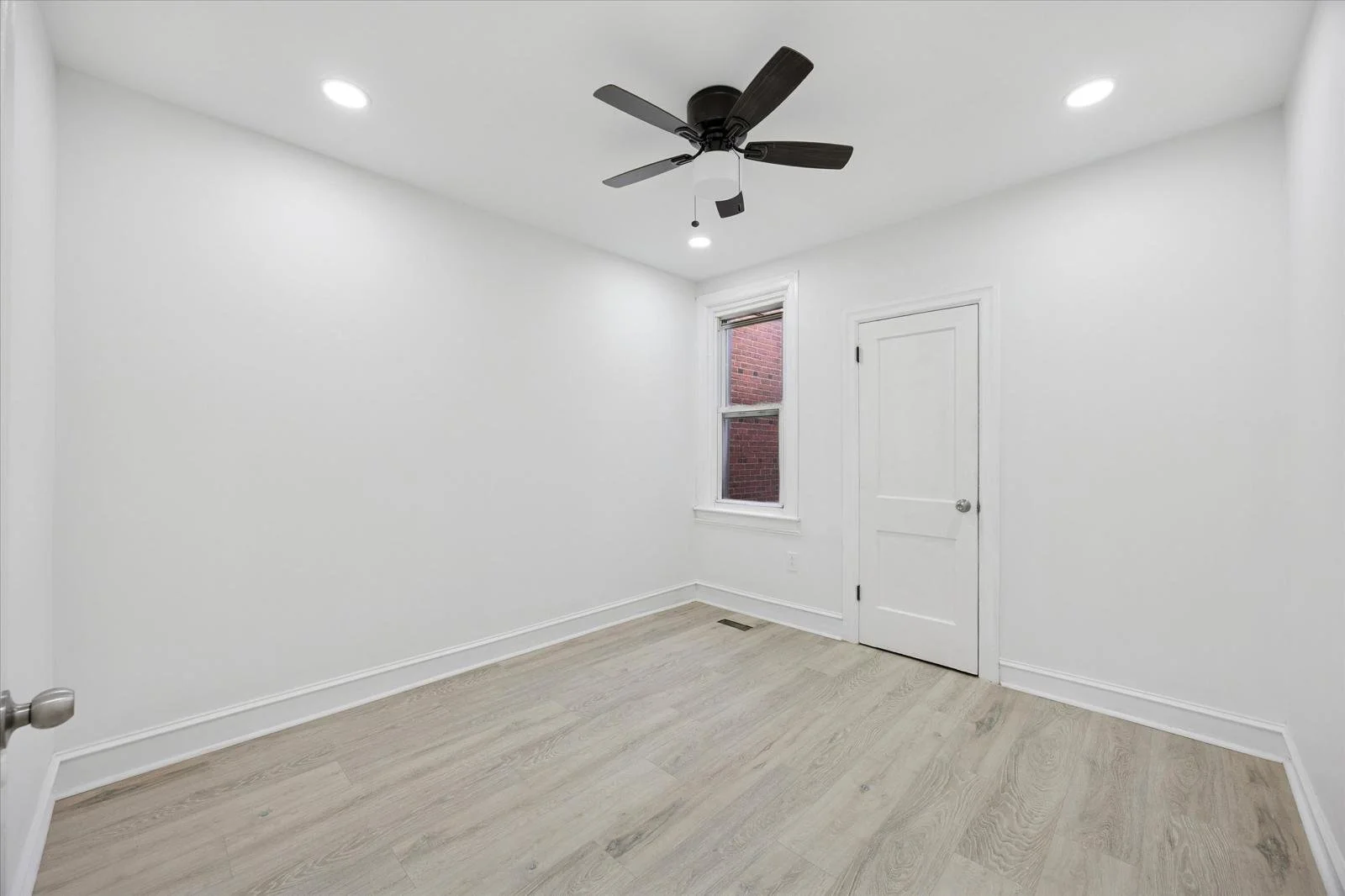 WhatsApp Image 2025-12-24 at 12.55.17 AM (10).jpeg