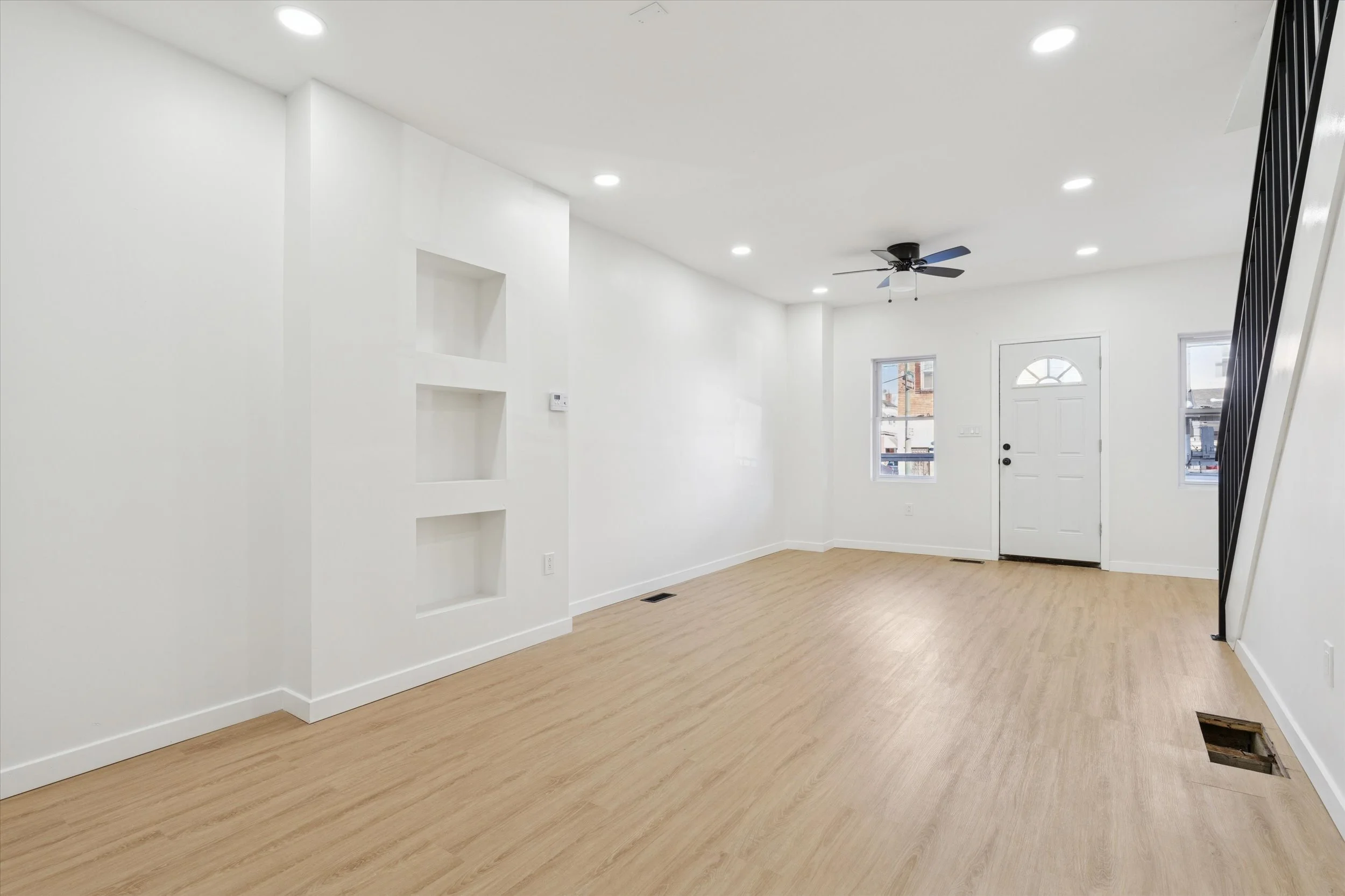 07-3110 Tasker St_07.jpg