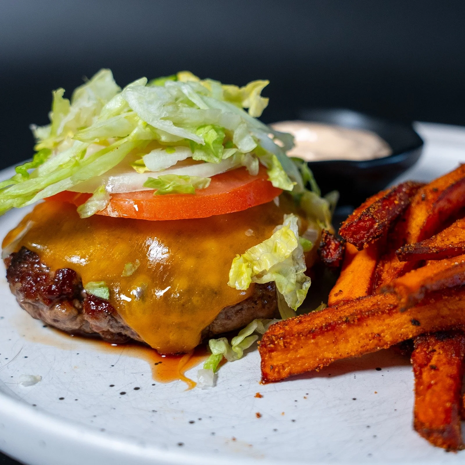 Lean Beef Patty & Cajun Fries (GF)