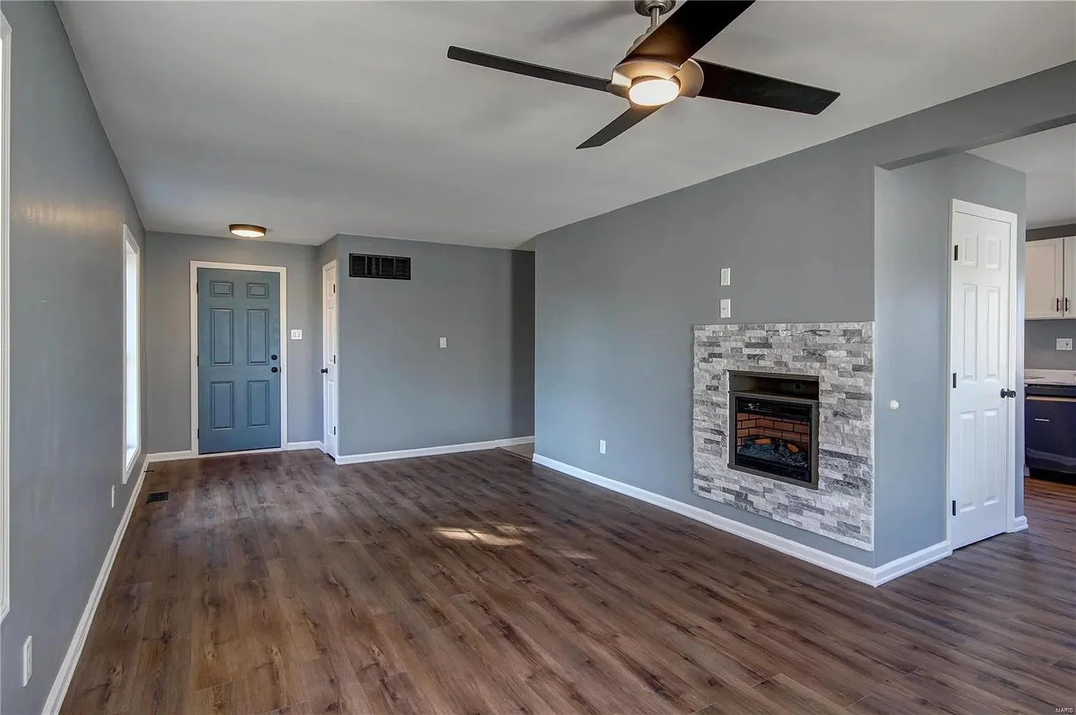 flooring contractors st louis