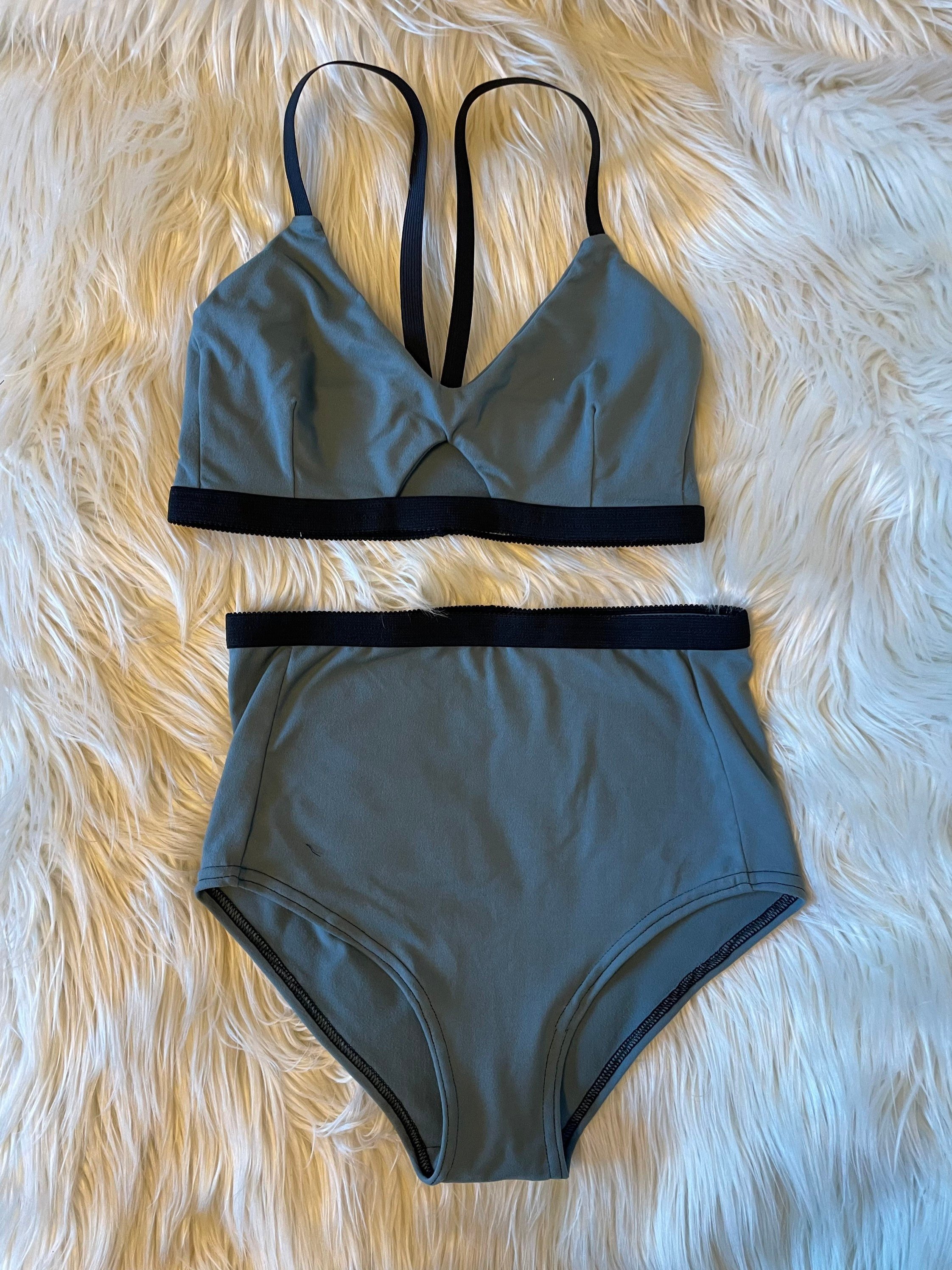 https://i.etsystatic.com/8198108/r/il/0bff82/3341718555/il_fullxfull.3341718555_evv8.jpg