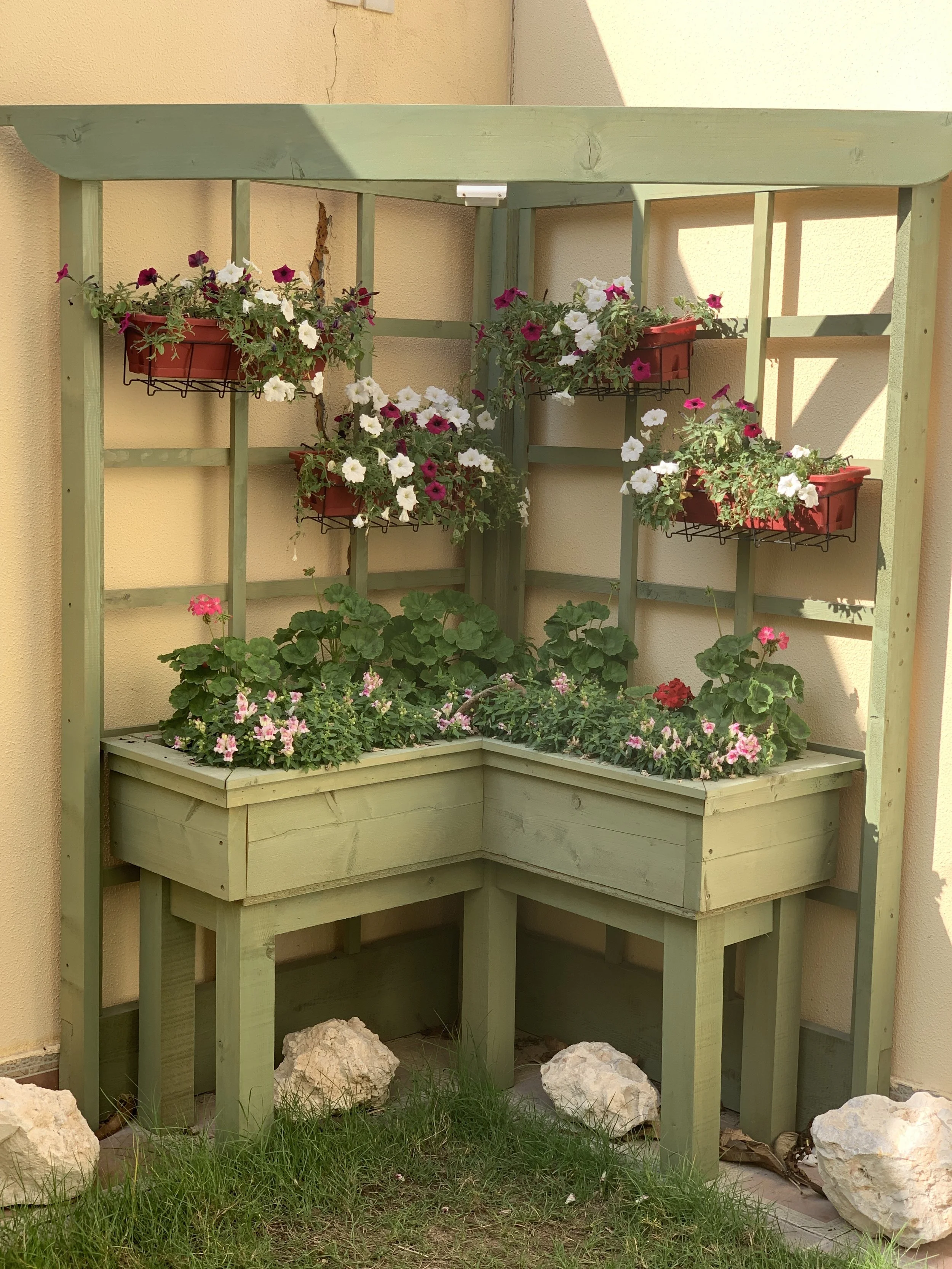 custom outdoor pieces