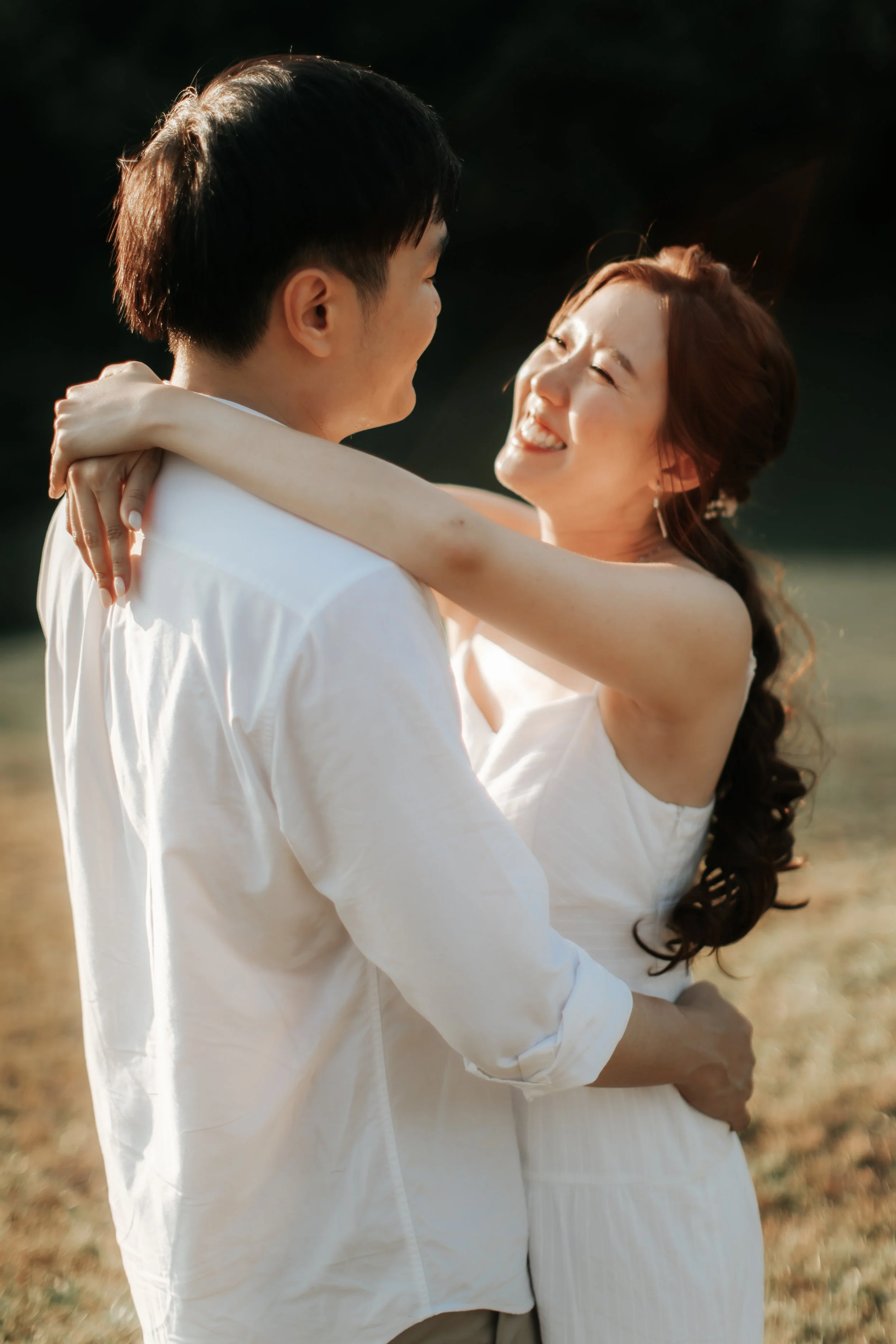 Light and romantic pre-wedding photoshoot at Canterbury Road, captured by Arielle for Breadandbutterworks.