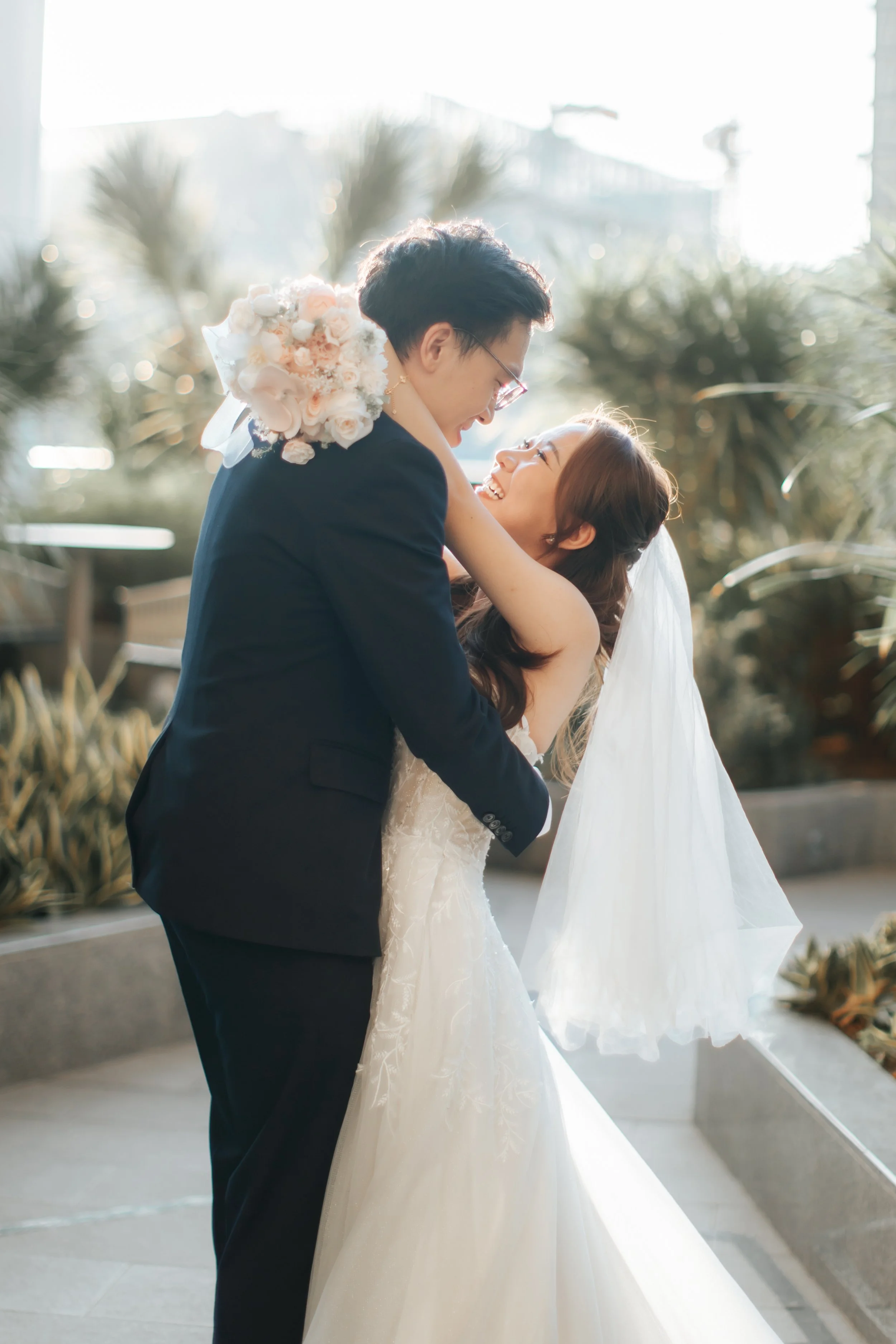 Light and airy actual day wedding photoshoot captured by Breadandbutterworks.