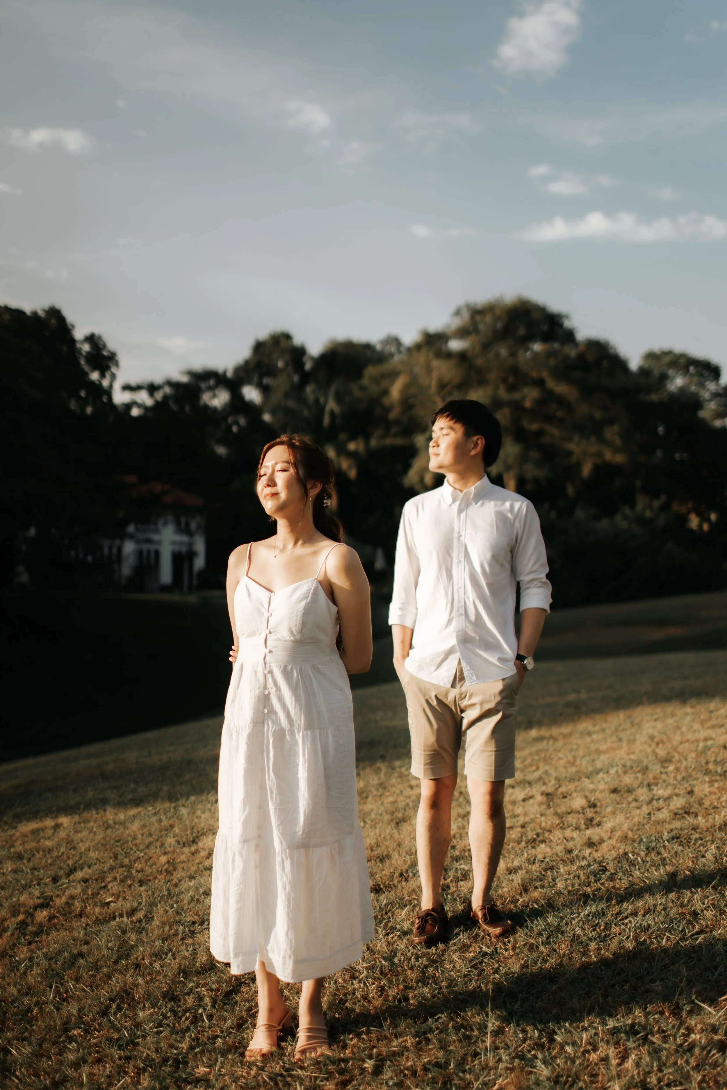 Light and romantic pre-wedding photoshoot at Canterbury Road, captured by Arielle for Breadandbutterworks.