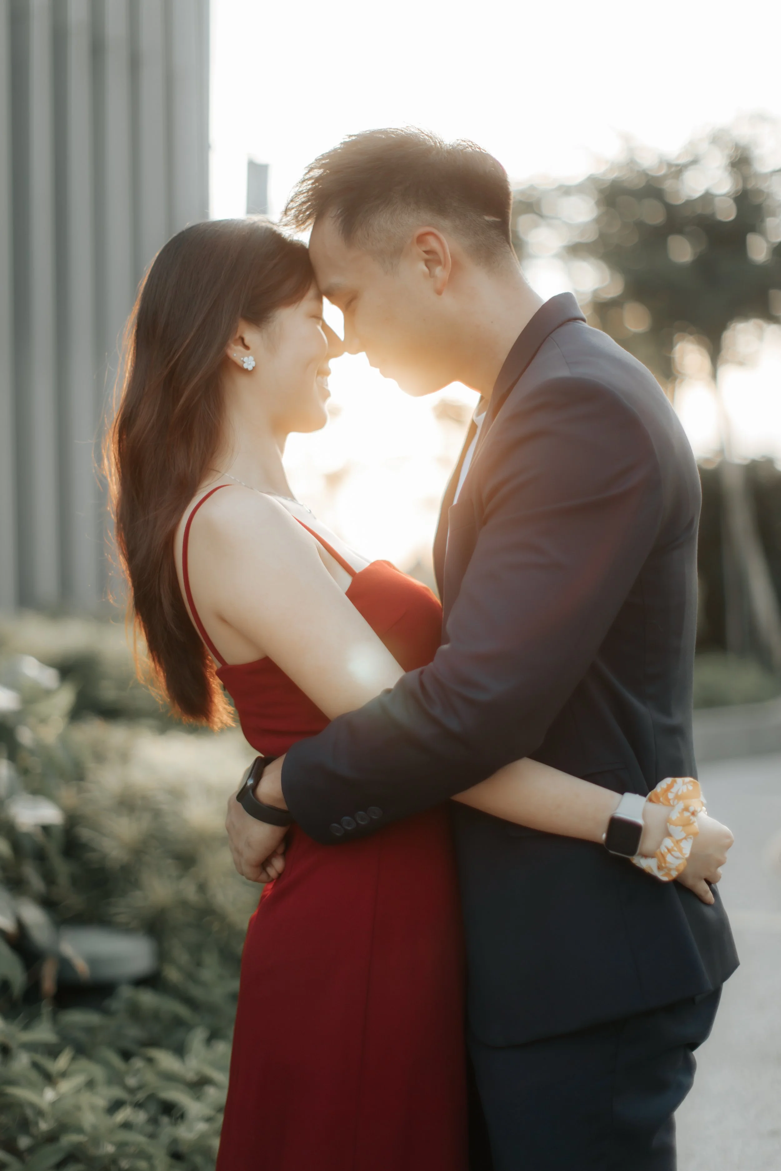 Airy proposal photoshoot at Mr Stork at Andaz Singapore, captured by Arielle for Breadandbutterworks.