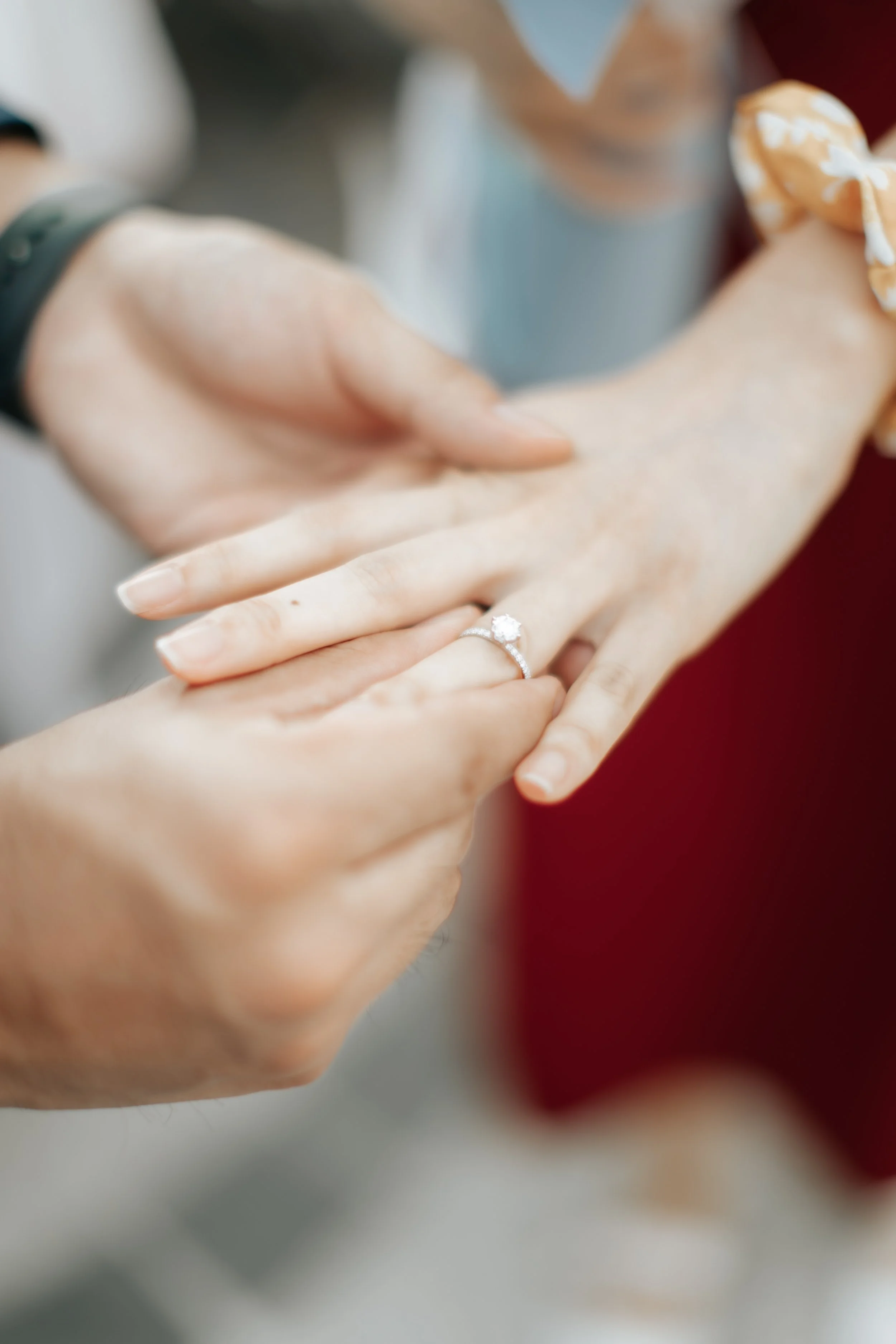 Close-up and airy proposal photoshoot at Mr Stork at Andaz Singapore, captured by Arielle for Breadandbutterworks.