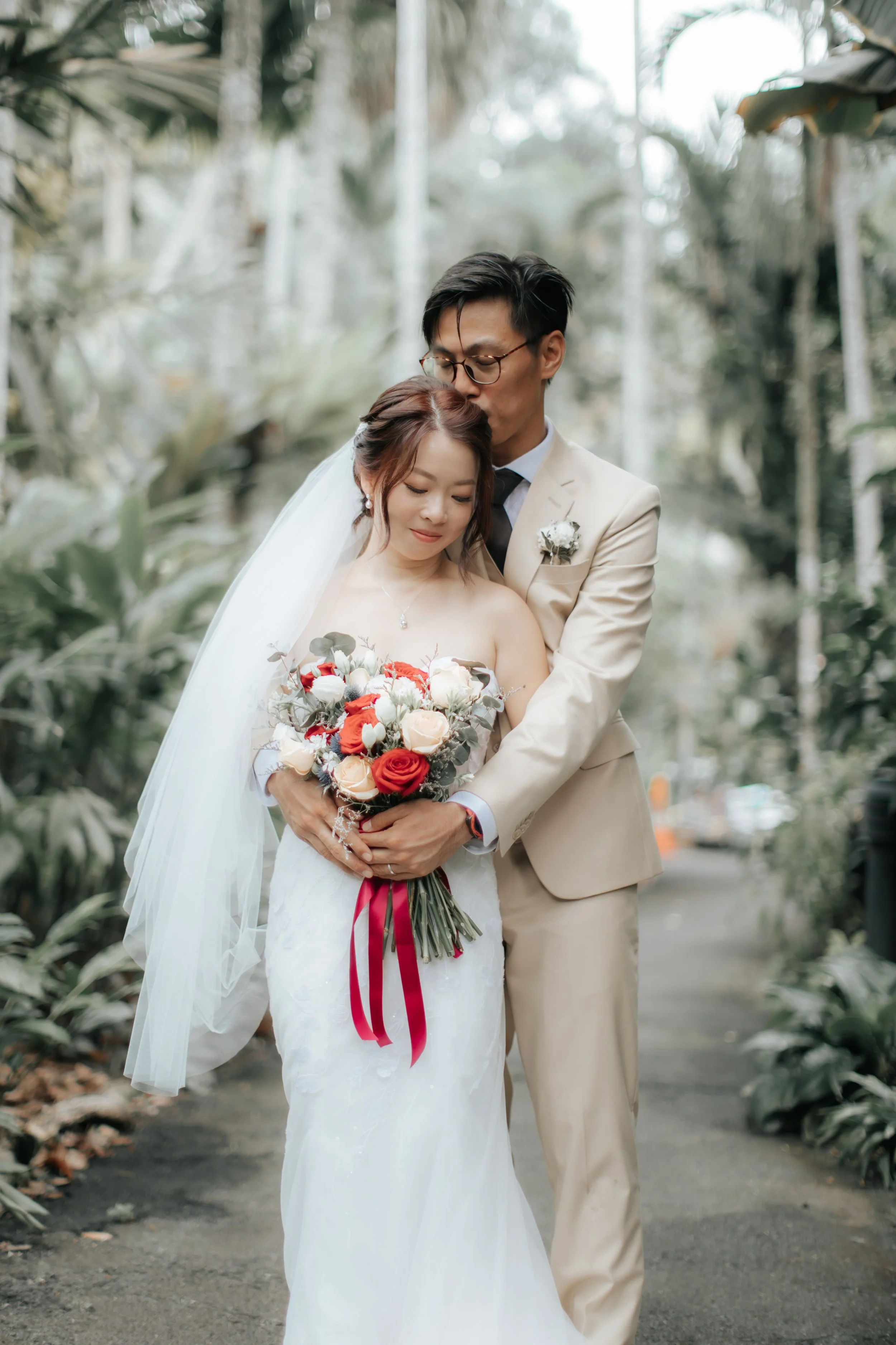 Light and airy actual day wedding photoshoot at The Villa Singapore, captured by Arielle for Breadandbutterworks.