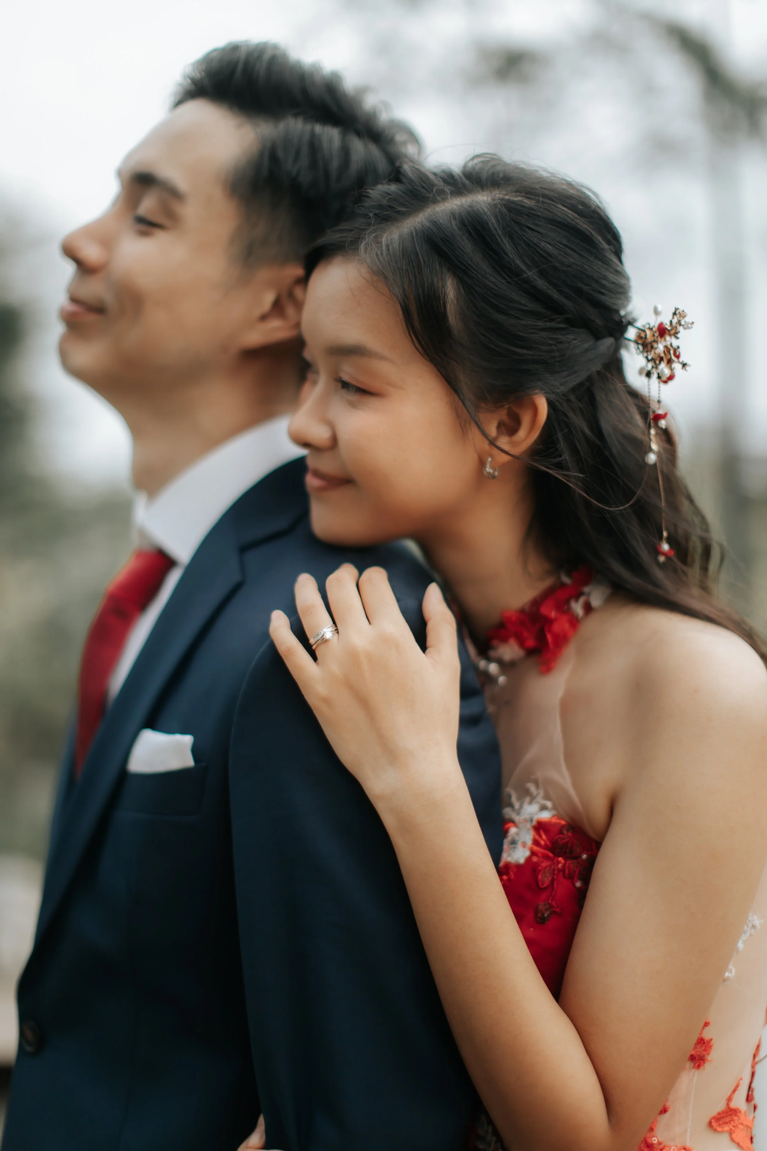 Pre-wedding photoshoot at Chinese Gardens with traditional cheongsam, captured by Breadandbutterworks
