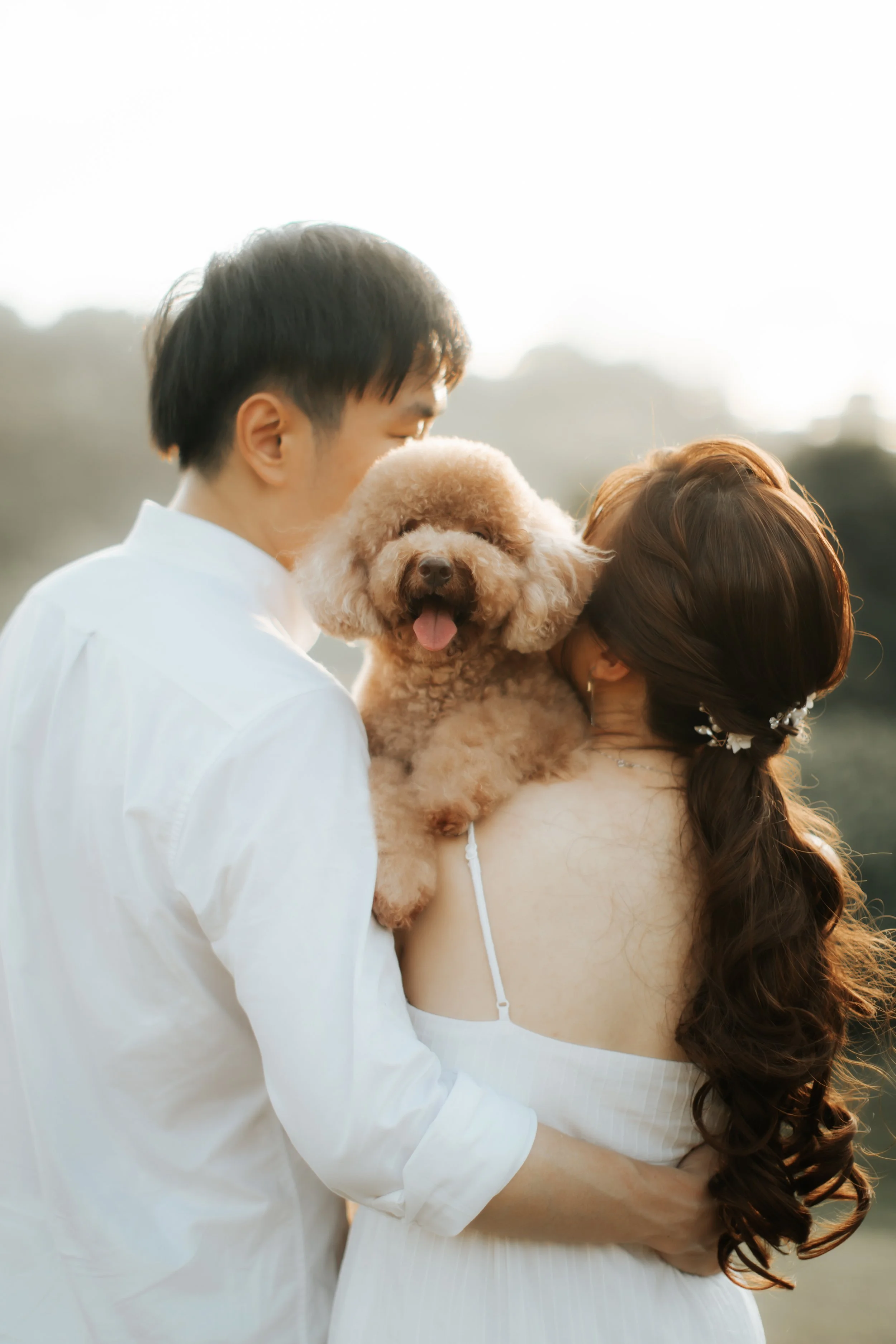 Light and romantic pre-wedding photoshoot at Canterbury Road, captured by Arielle for Breadandbutterworks.