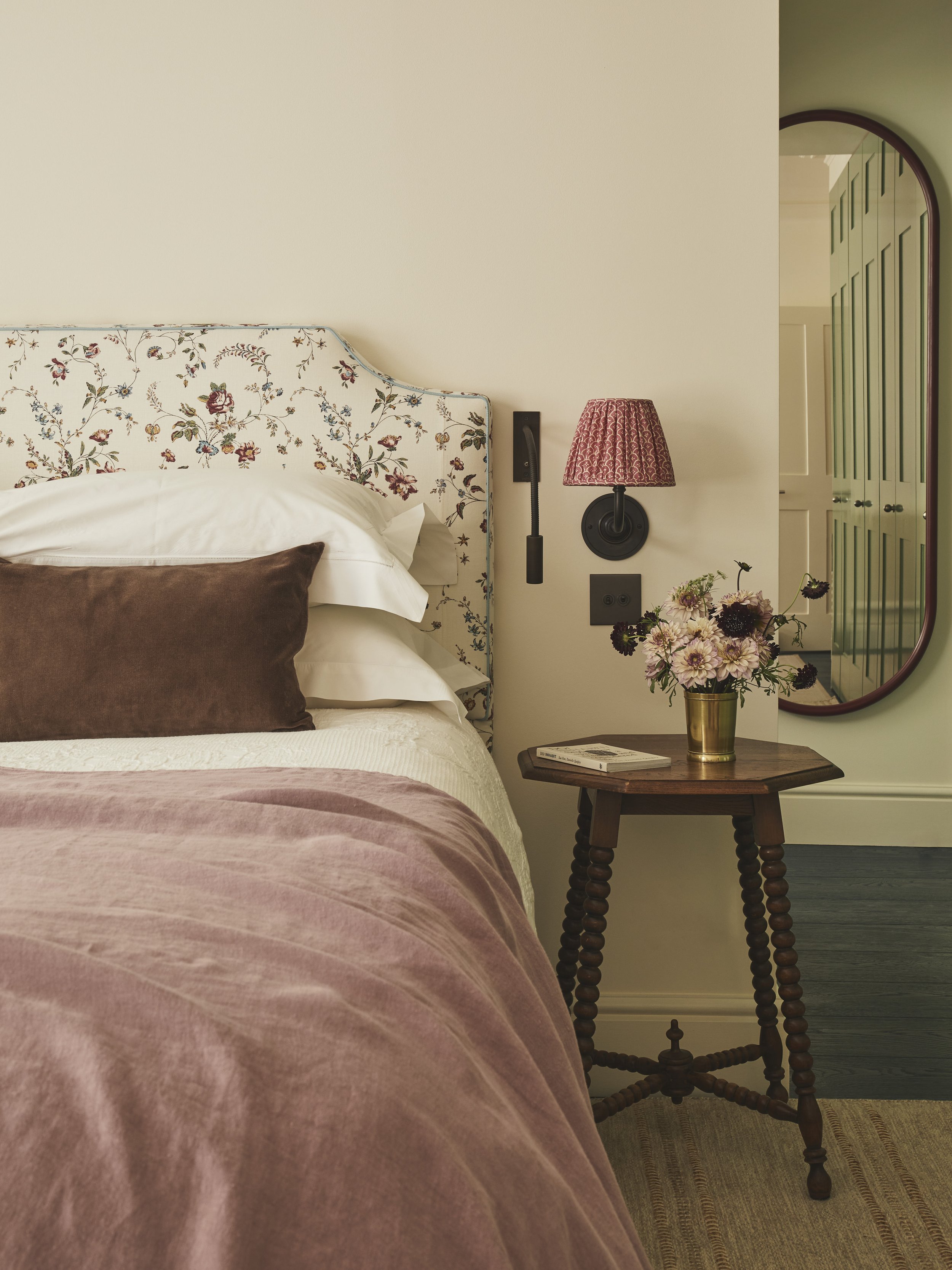 Chelsea romantic and elegant main bedroom