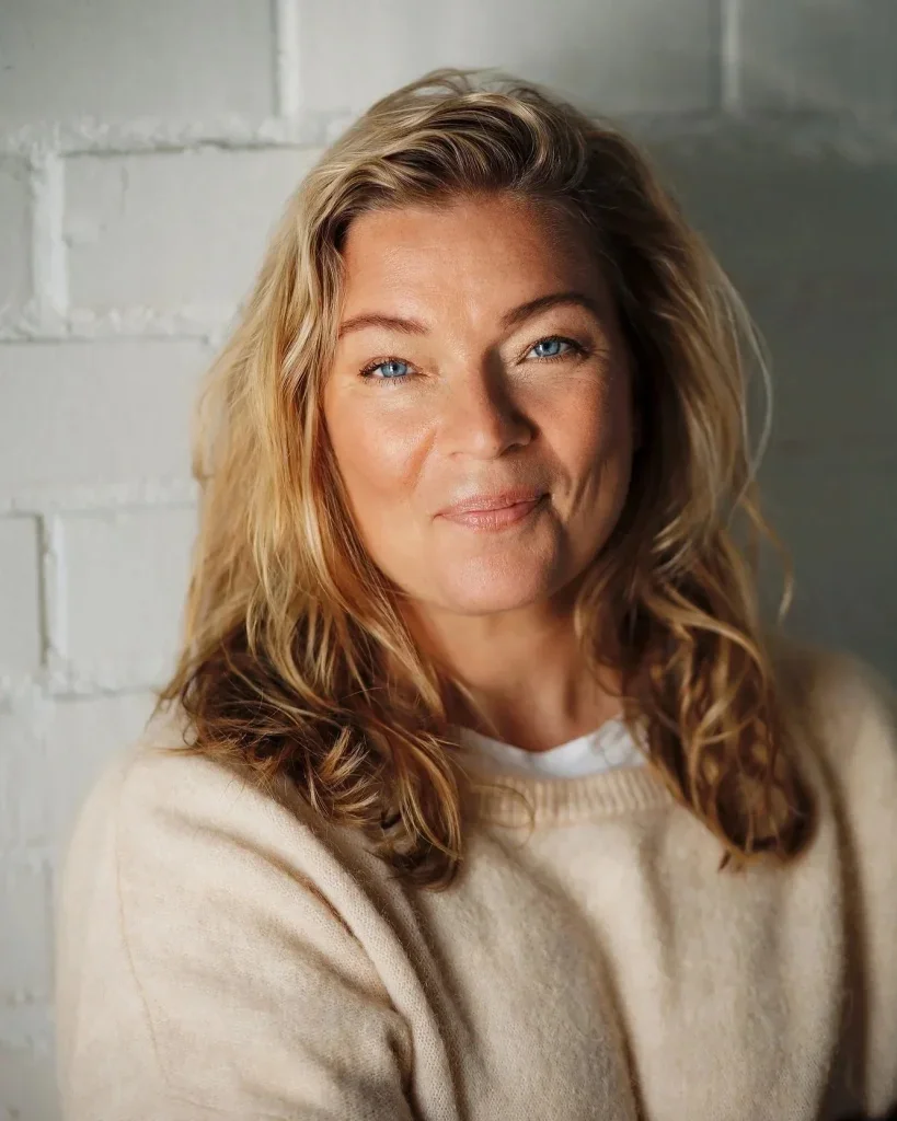 12A4813_web-819x1024 (1).webp