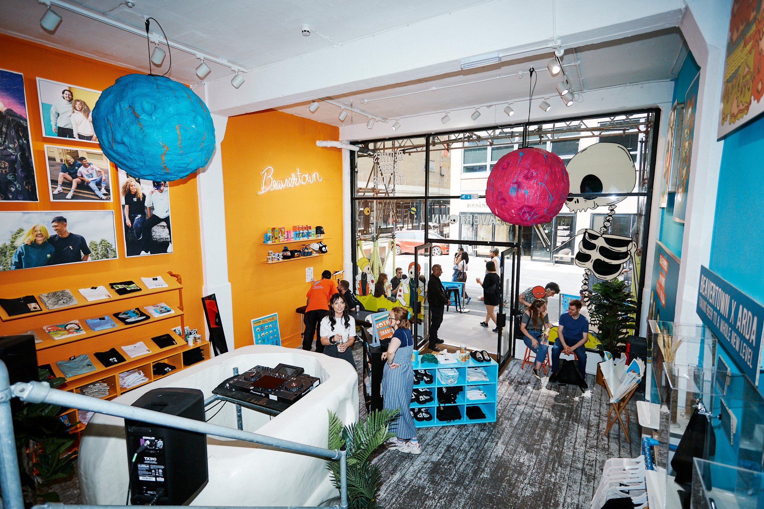 BEAVERTOWNPOPUP_087-(edit).jpg