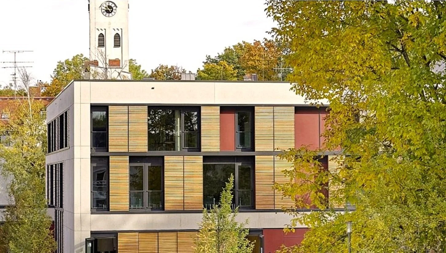 Die KSH ist die einzige Münchner Hochschule, die aktuell einen kostenfreies, anwendungsorientiertes  Studium in Wirtschaftspsychologie anbietet