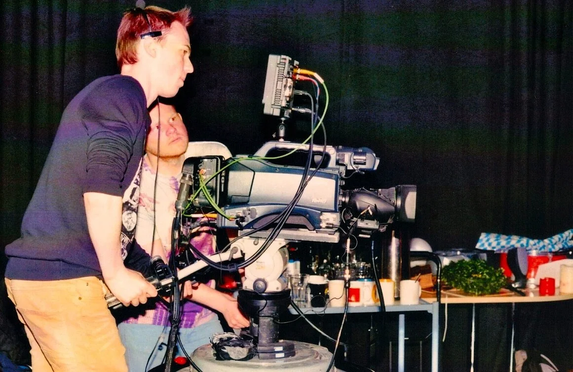 Der Einstieg beginnt mit einer Schulung durch Profis: M94,5 Mediaschool Bayern