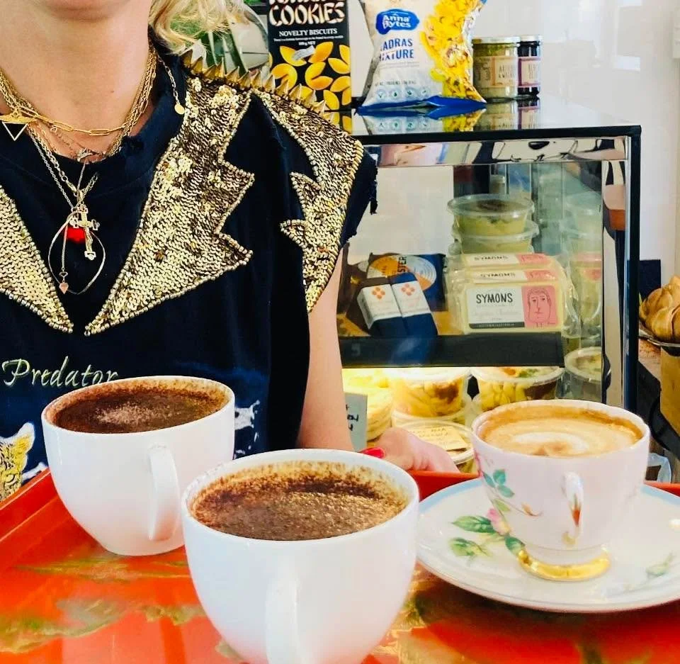 Thursday morning 🌞☕️
#sydneycafes #coffeeaddicts #thelittlemarionette #bestcoffeeintown #specialitycoffee