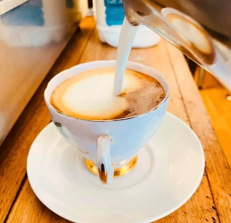 Coffee time = 😍
Add a kings crown for a little something sweet!
@thelittlemarionette

#coffeetime #coffeelover #cafe #coffeeshop #coffeeaddict #food #espresso #love #coffeelovers #breakfast #barista  #coffeeholic #caf #instacoffee #latteart #coffeeb