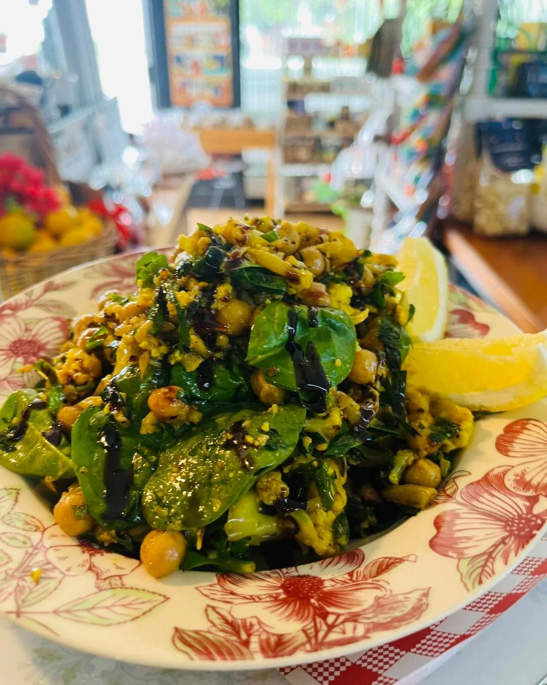 Some time and all the time at Stevie&rsquo;s&hellip;.
Real food real service and real food, always 

Weekend specials are going to hit with a kick 😋

Some favourites and some new twists if you have not stopped whilst passing or your one of our favou