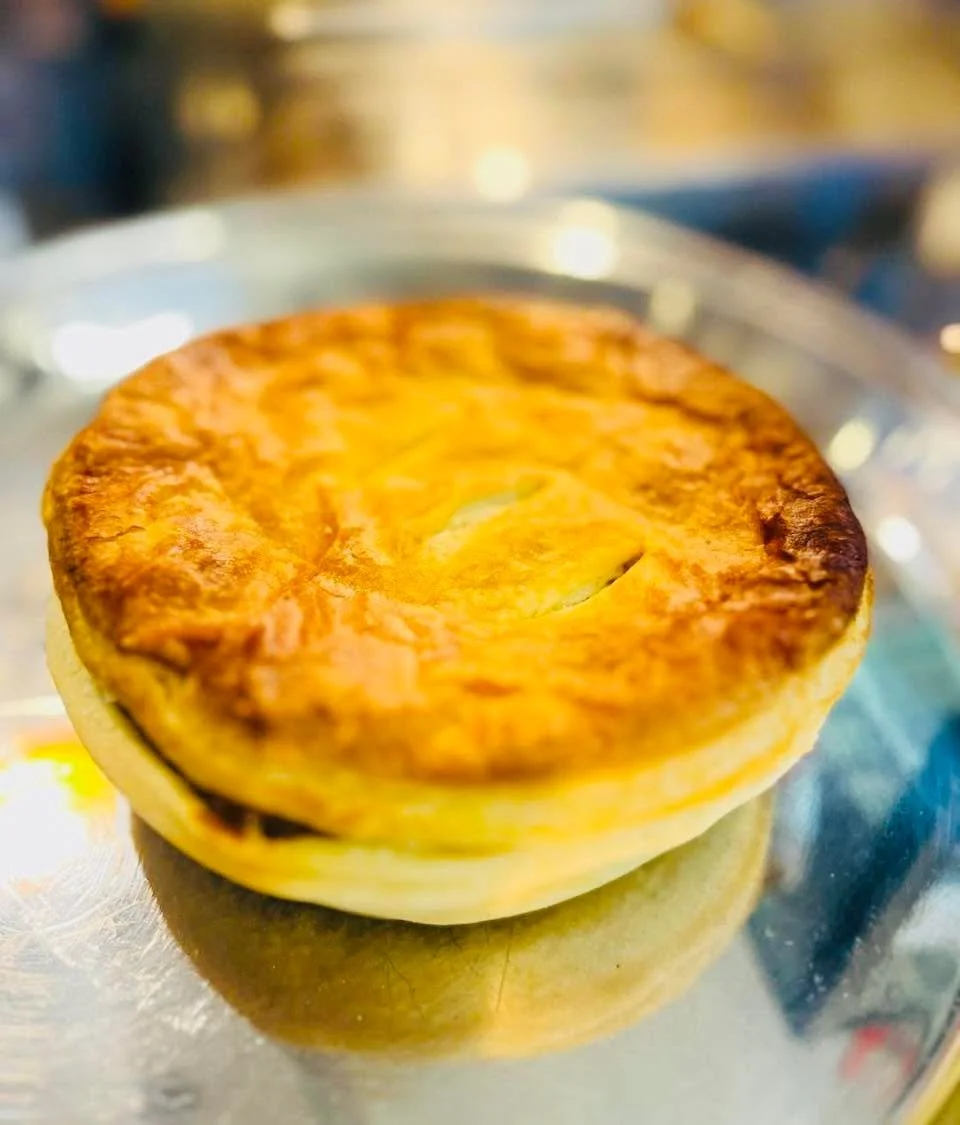 And folks they are back!

Chocolate Brownies 

Anzac biscuit triple pack

Chicken and leek pies

7 days 6-2
109 Willison road 
Carlton