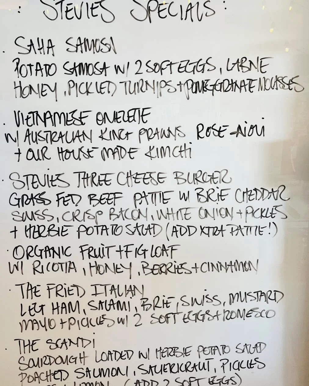 Super perfect day to come and stay for a while on our corner with us!

Tuna pasta bake and bread and butter pudding just out of the oven and our fridges ante stocked

Not to mention our super weekend specials are up and running until sold out

Open a