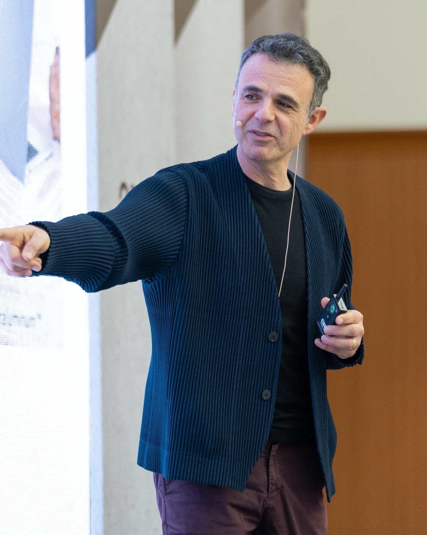 It was a real pleasure to be part of the 2025 CMF HOW&rsquo;S Conference, a moment that brought together designers, thinkers and makers shaping the future of Colour, Material and Finish. Meeting inspiring voices like Mar&iacute;lia Biill from kia Nex