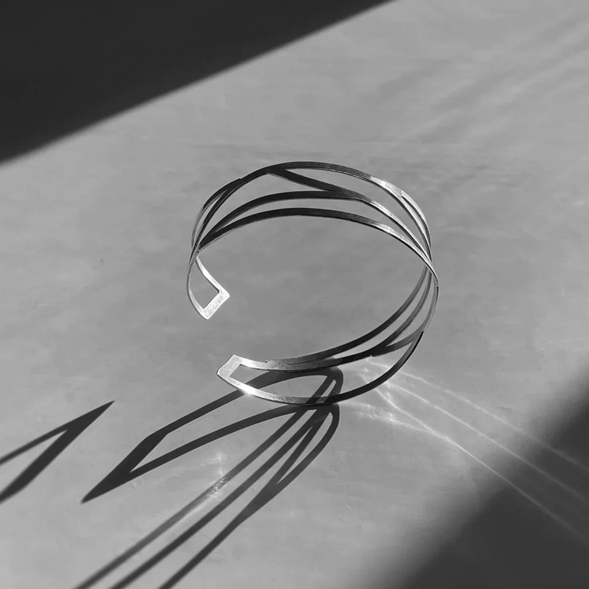 Structured silver bracelet 2 Lindsay McDonagh.JPG