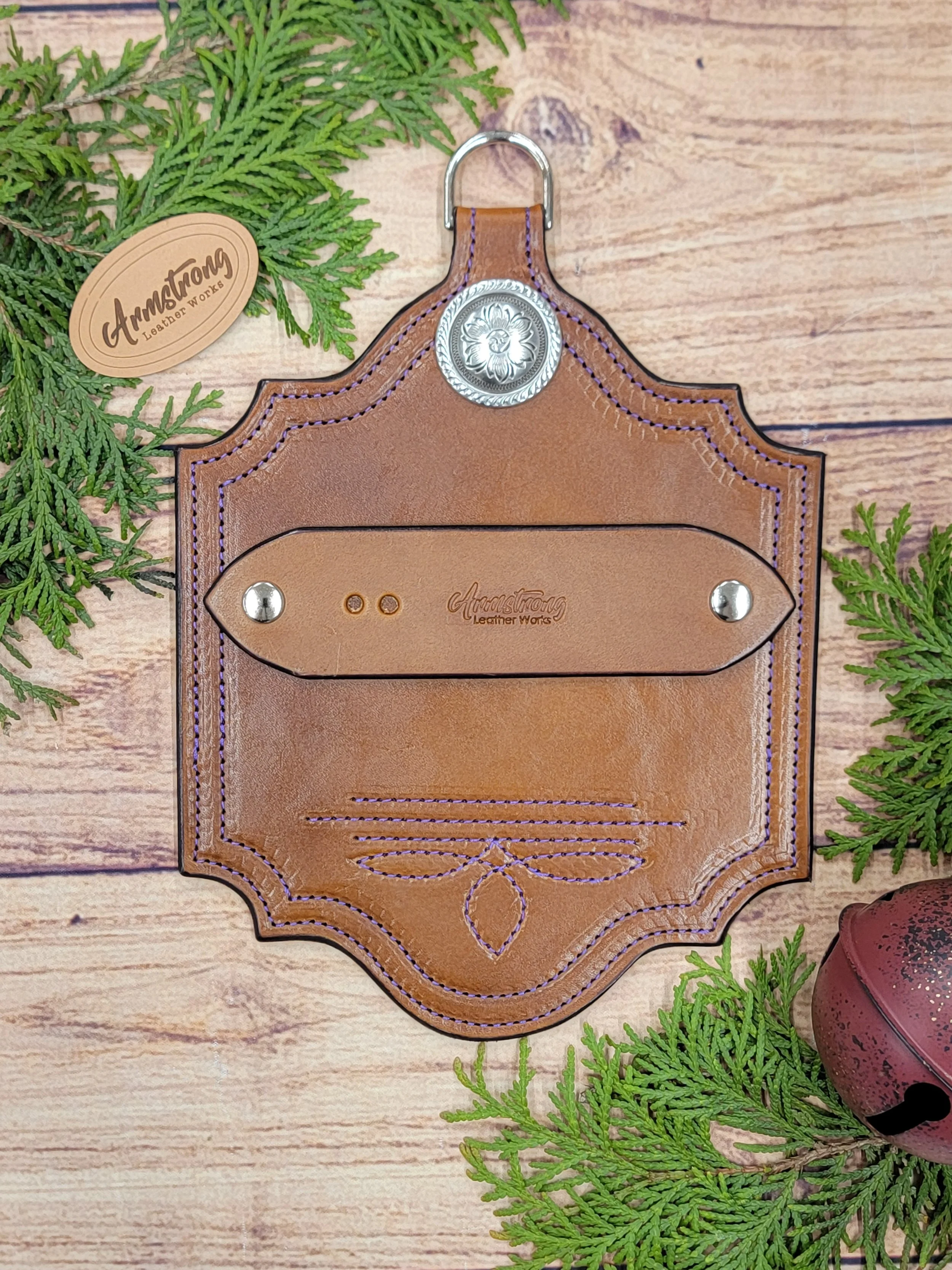 Single Buckle: Purple Stitching