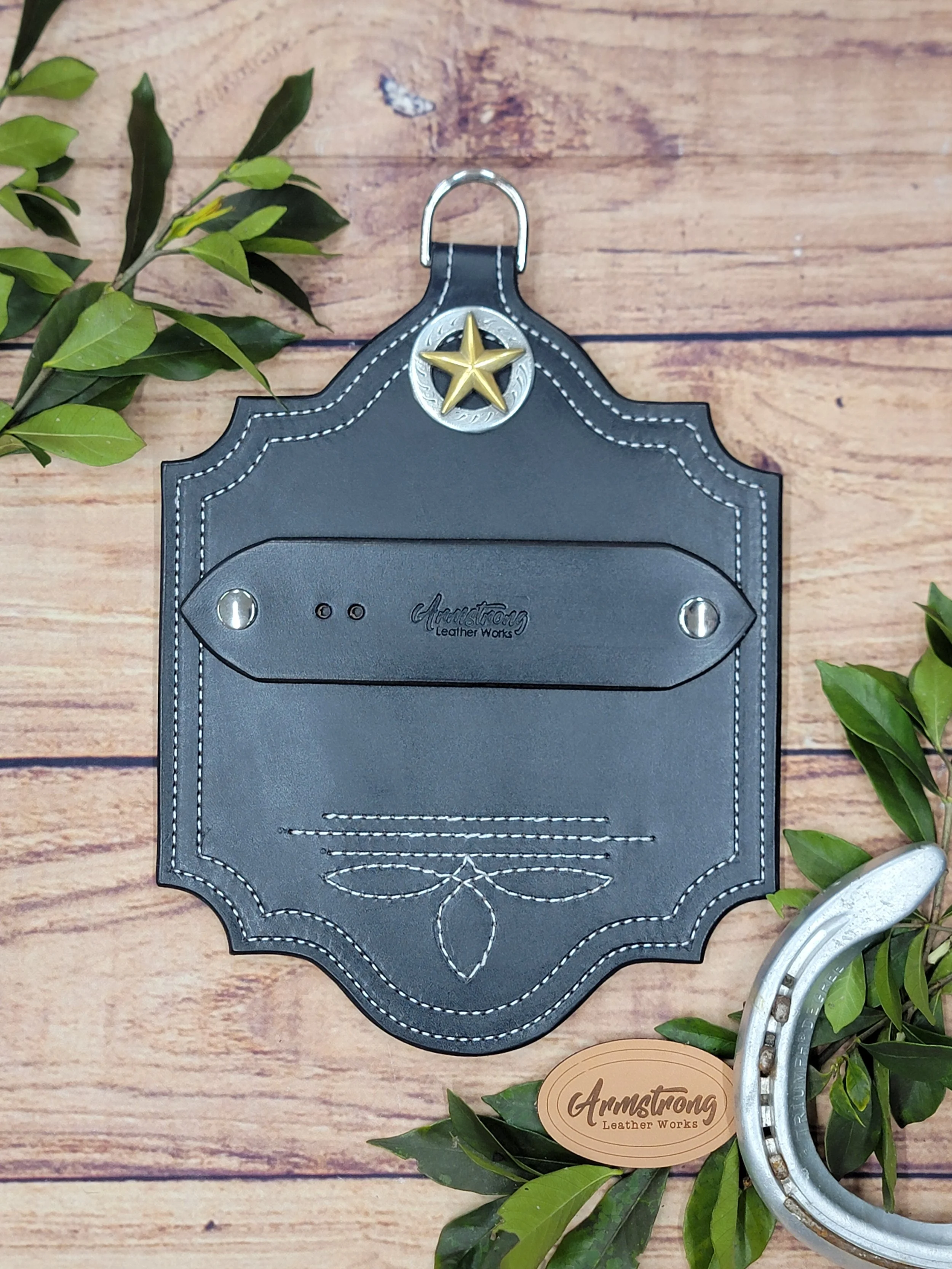 Single Buckle Black: White Stitching