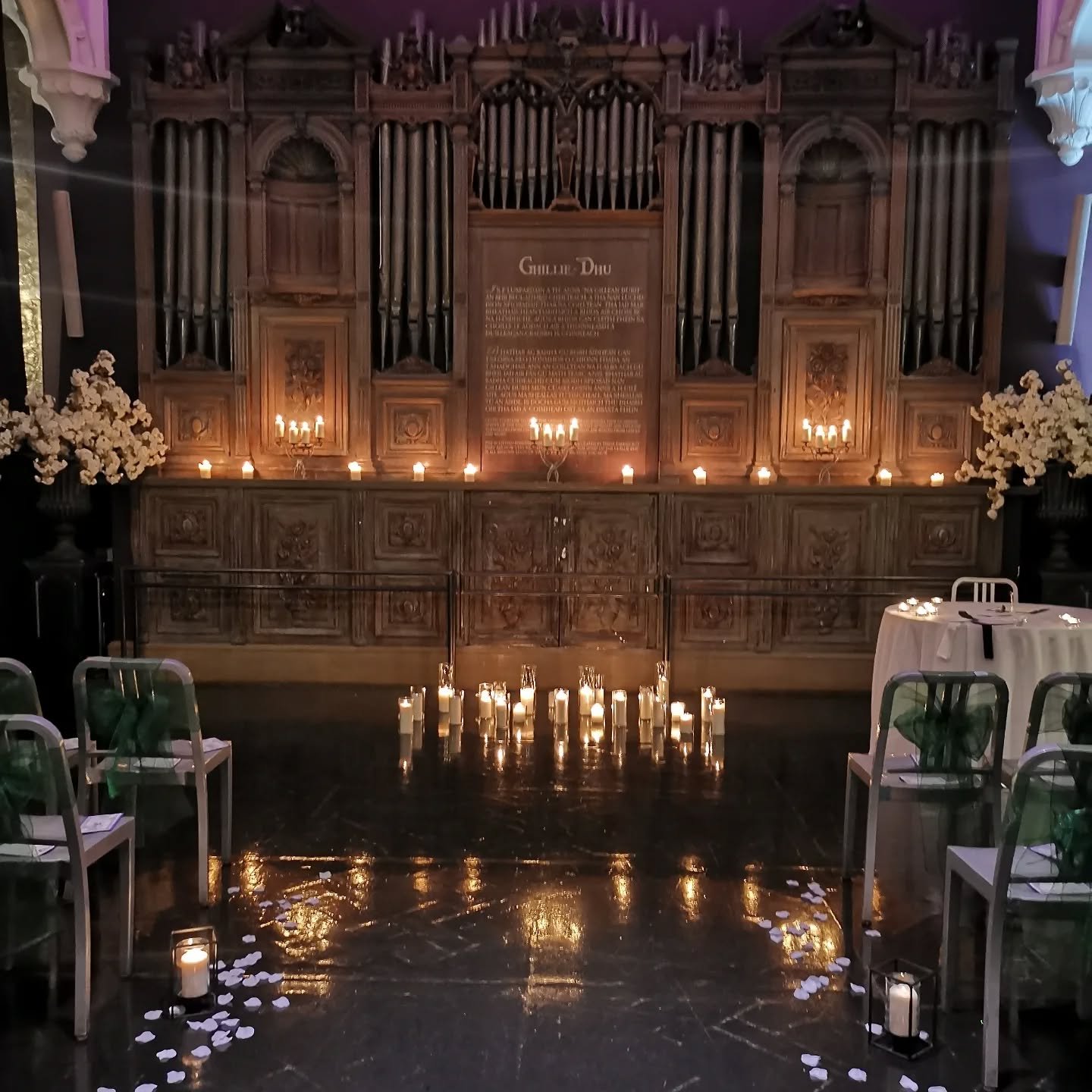 Yesterday's wedding venue @ghilliedhuweddings for the wedding of Kayleigh and Niall

Worked with amazing suppliers

#thomasmccabephotography #scottishweddingsupplier #preciousmemoriesphotography #ayrshirephotographer #ayr #scottishweddingphotographer