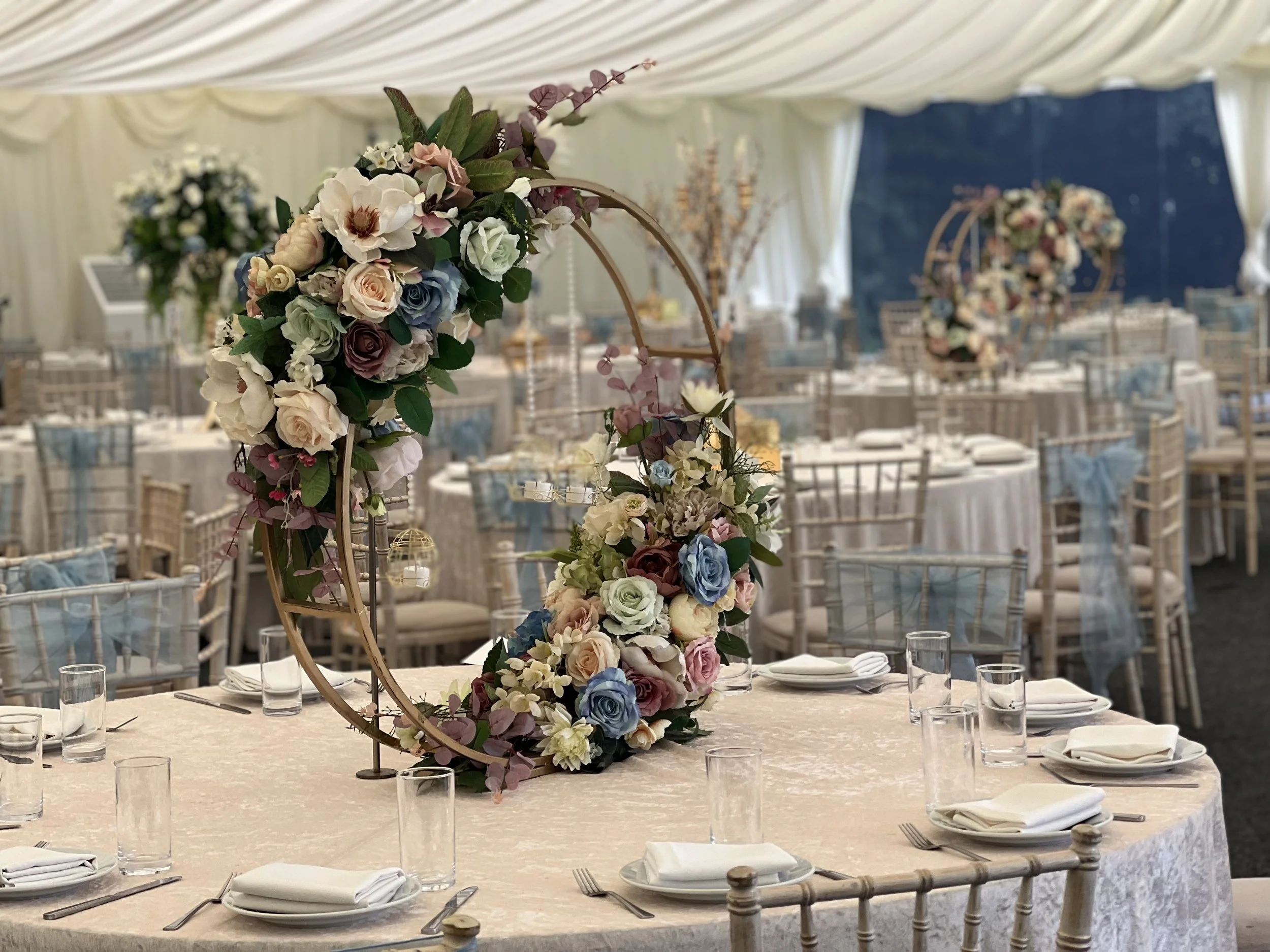  This simple but effective table centrepiece was beautiful and symbolic of naturistic qualities at a recent wedding by The RAAJ Events team. 