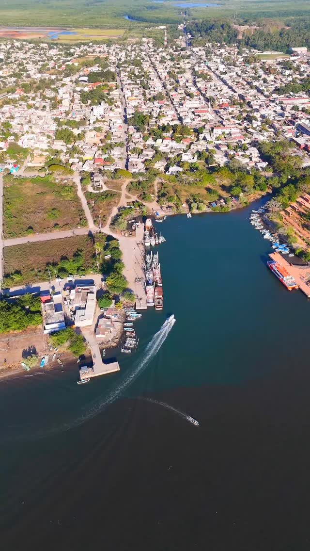 Vista Aérea Del Bello Puerto De San Blas #mexico #bienvenidoanayarit #vacaciones #historia #mar