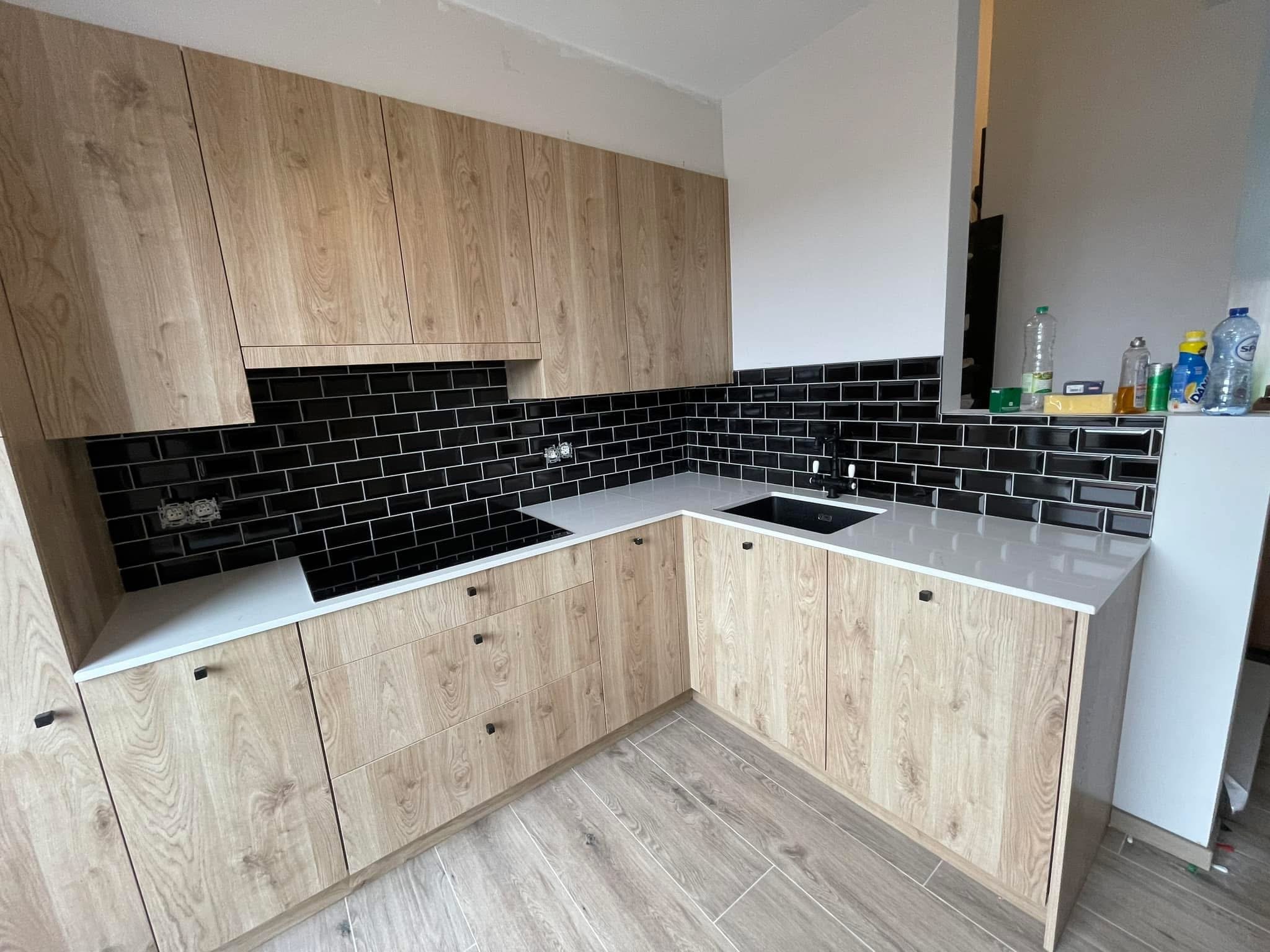 badkamer tegels laten plaatsen heist op den berg