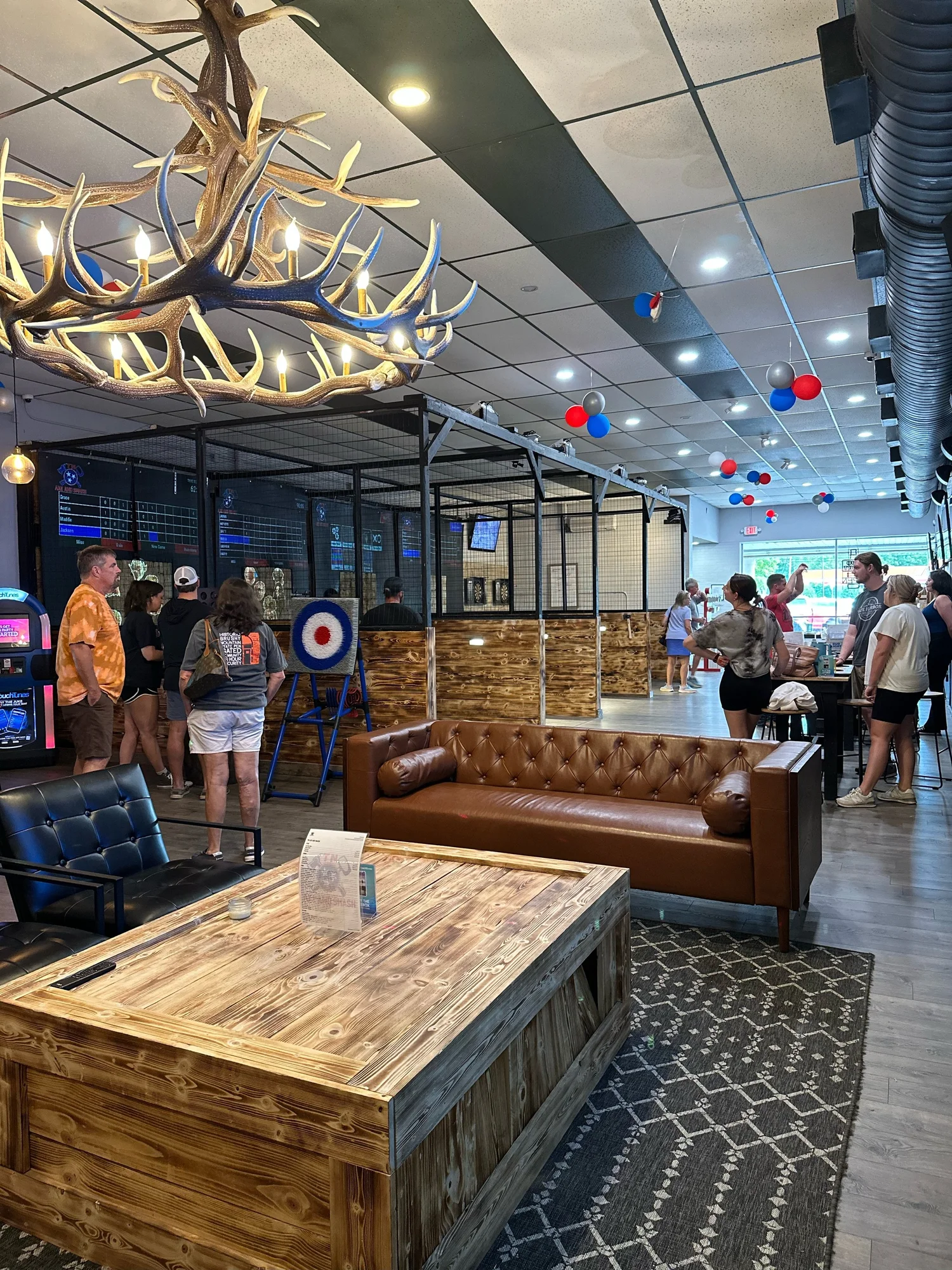 Digital Axe Throwing in Murfreesboro, TN TN Axe and Smash