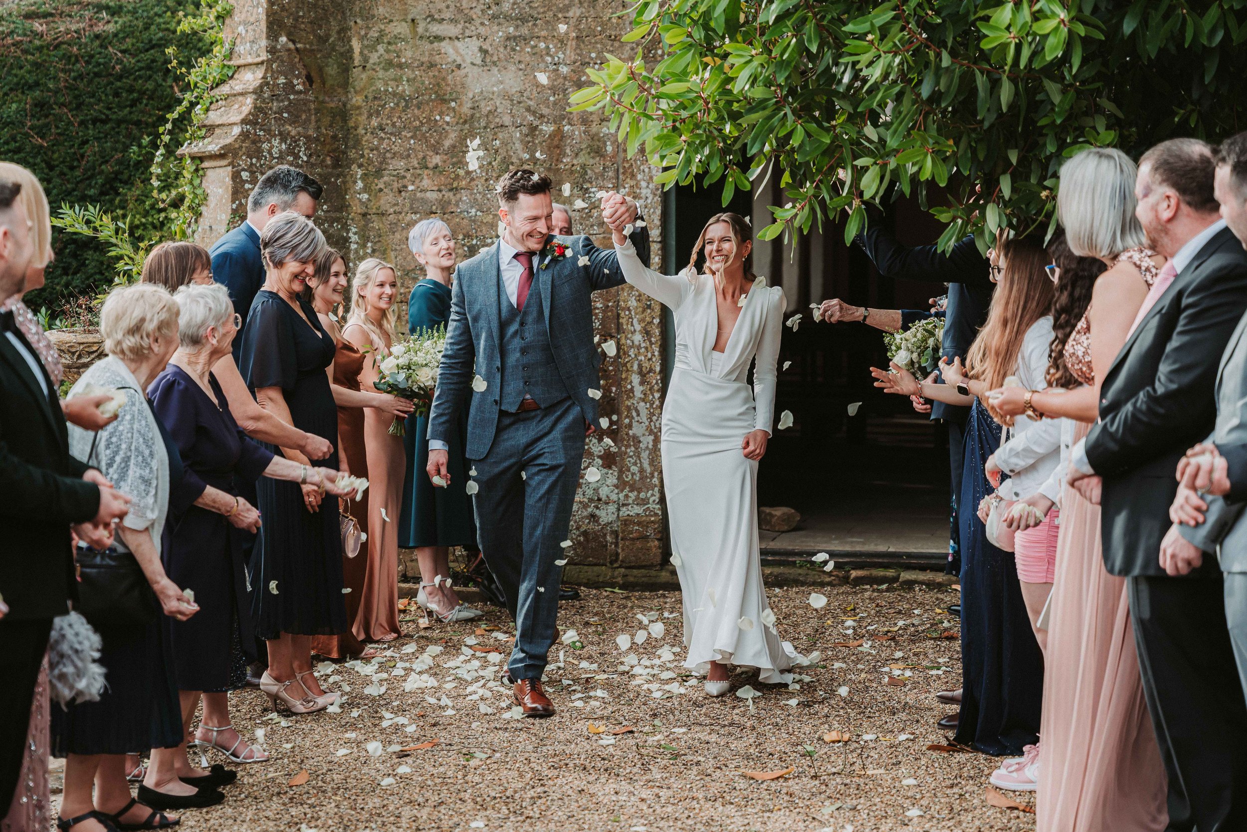 Cotswold Wedding Photographer Emma And Mark-173-min.jpg