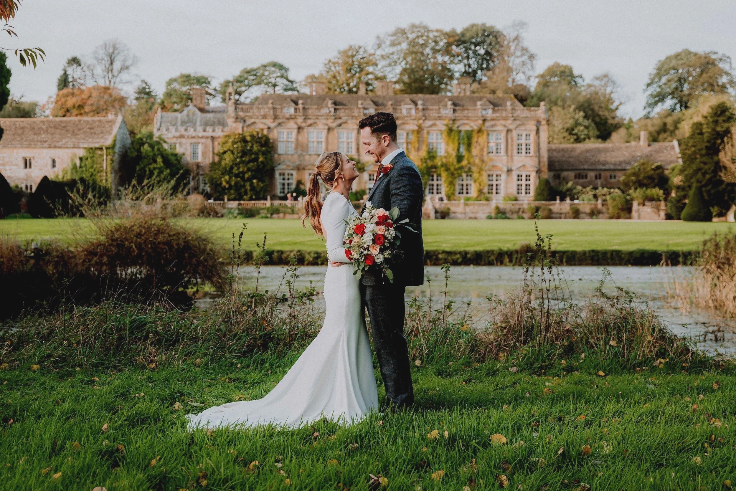Cotswold%252BWedding%252BPhotographer%252BEmma%252BAnd%252BMark-281.jpg